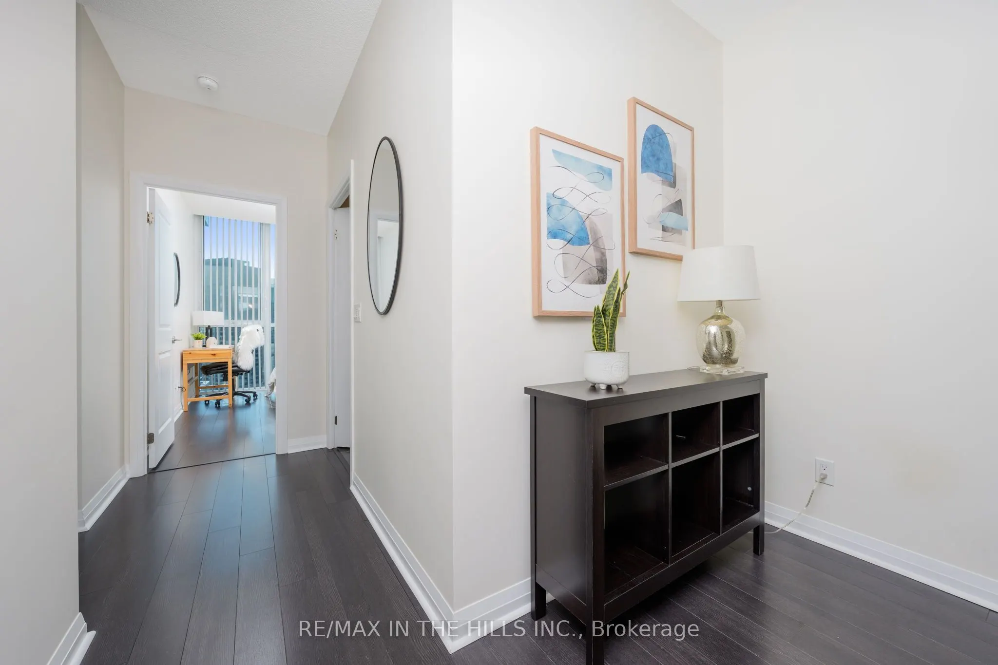 55 Eglinton Avenue W, #2007