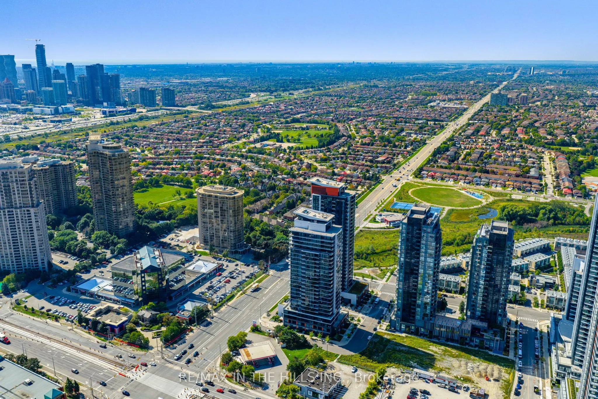 55 Eglinton Avenue W, #2007