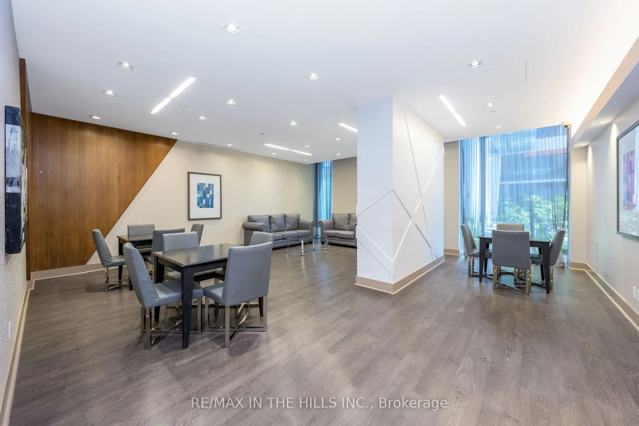 55 Eglinton Avenue W, #2007