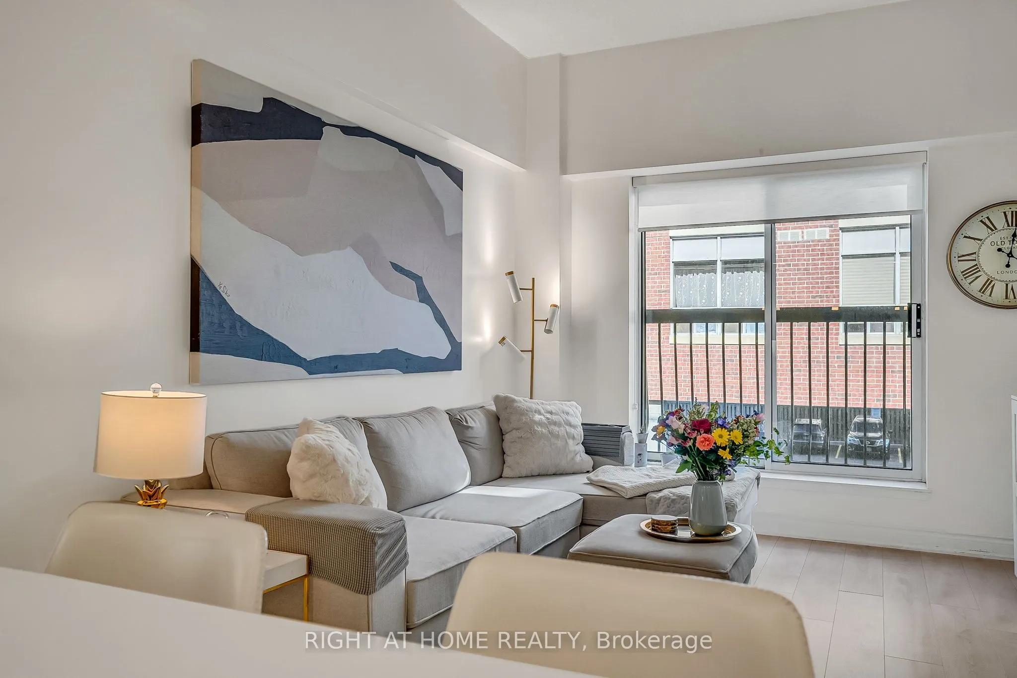 4198 Dundas Street W, #205