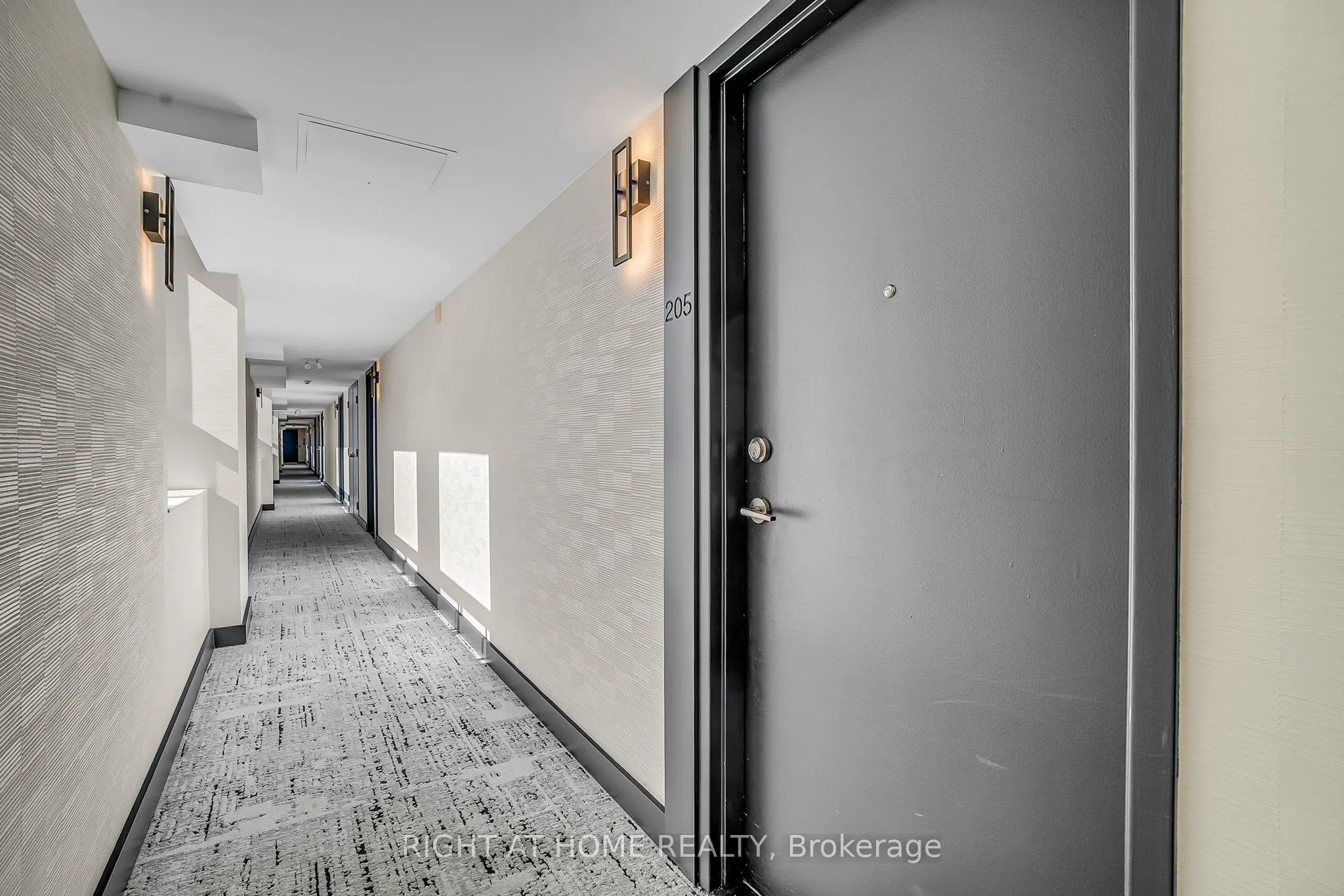 4198 Dundas Street W, #205