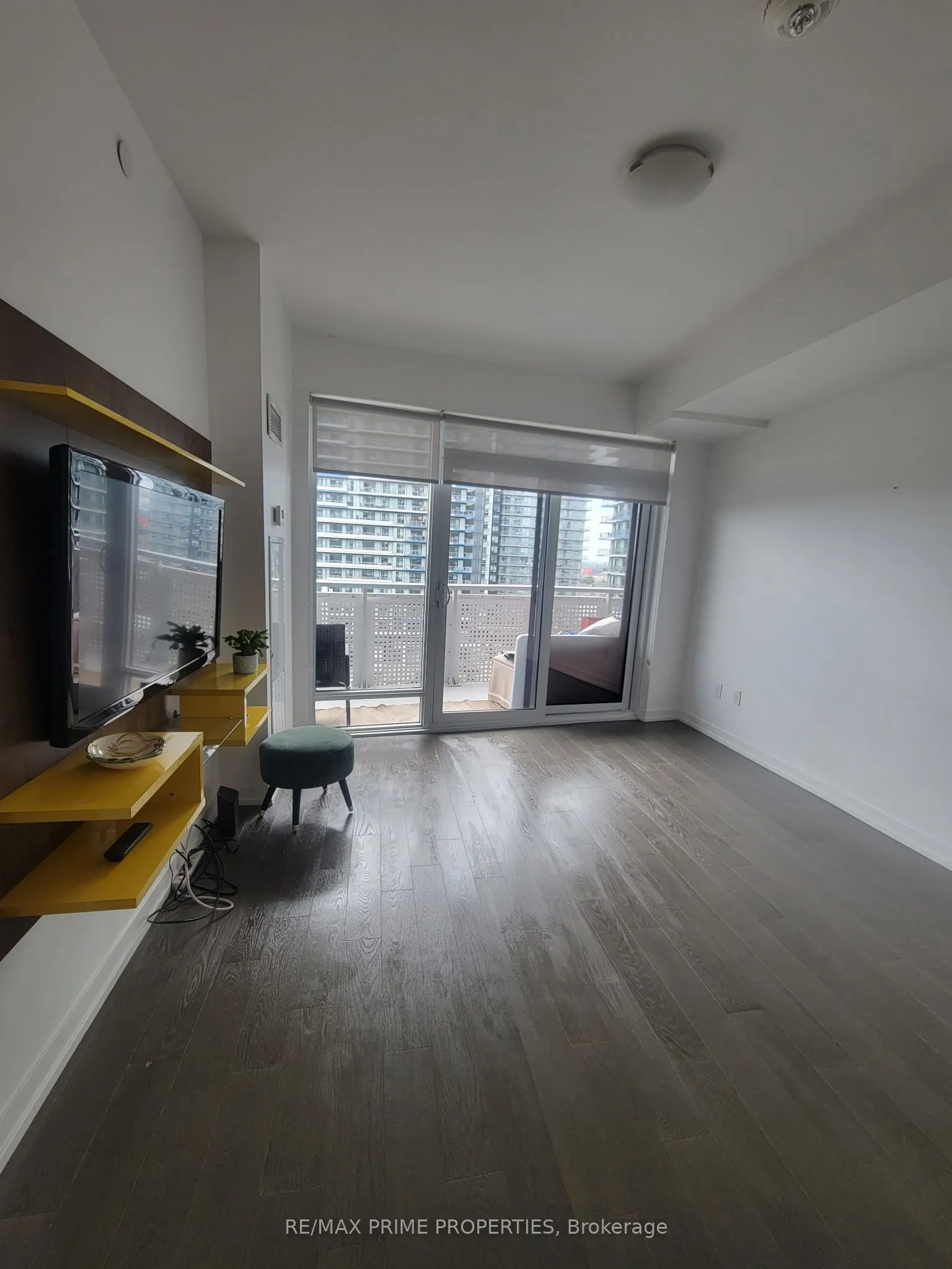2520 Eglinton Avenue W, #621