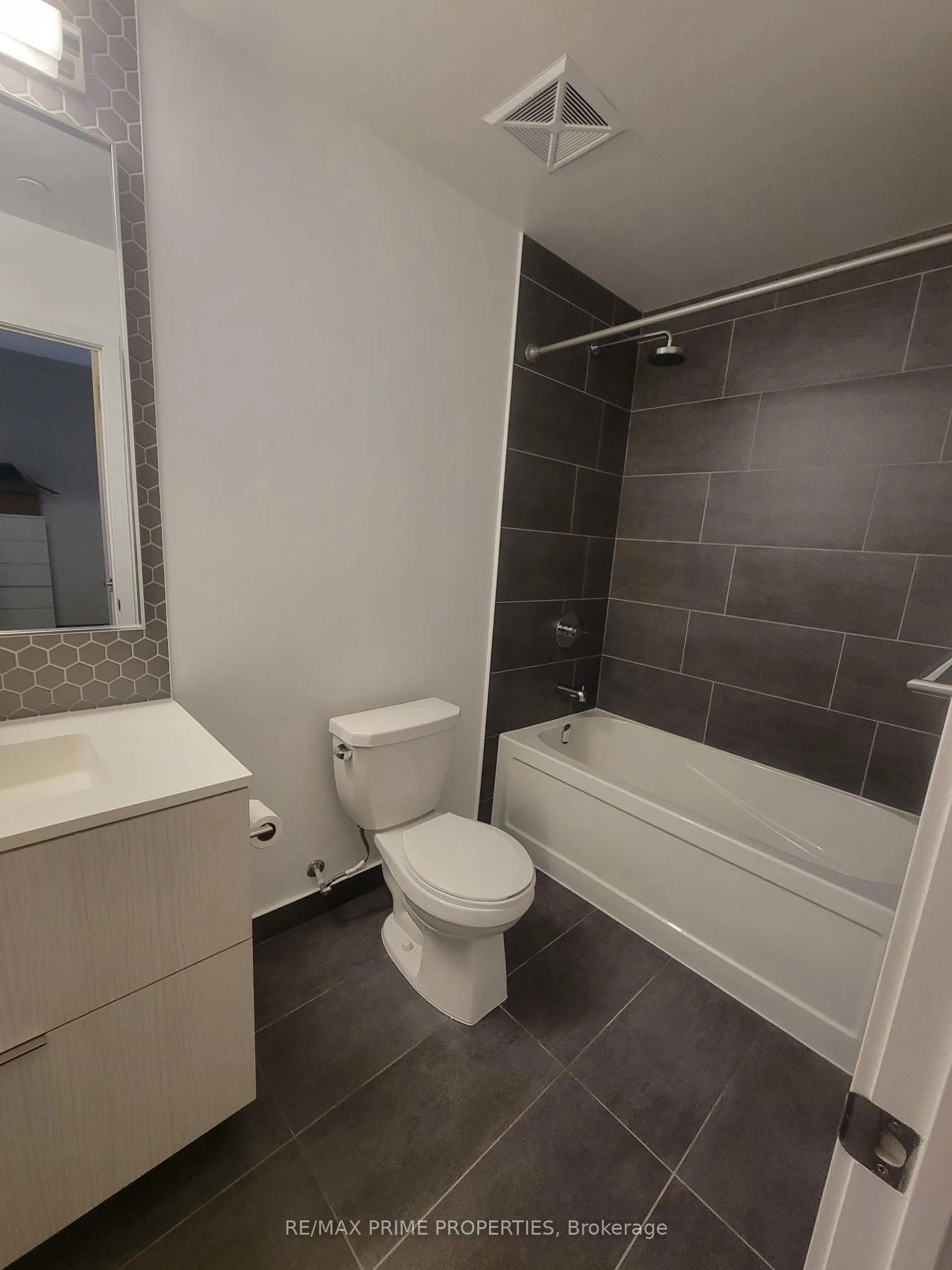 2520 Eglinton Avenue W, #621