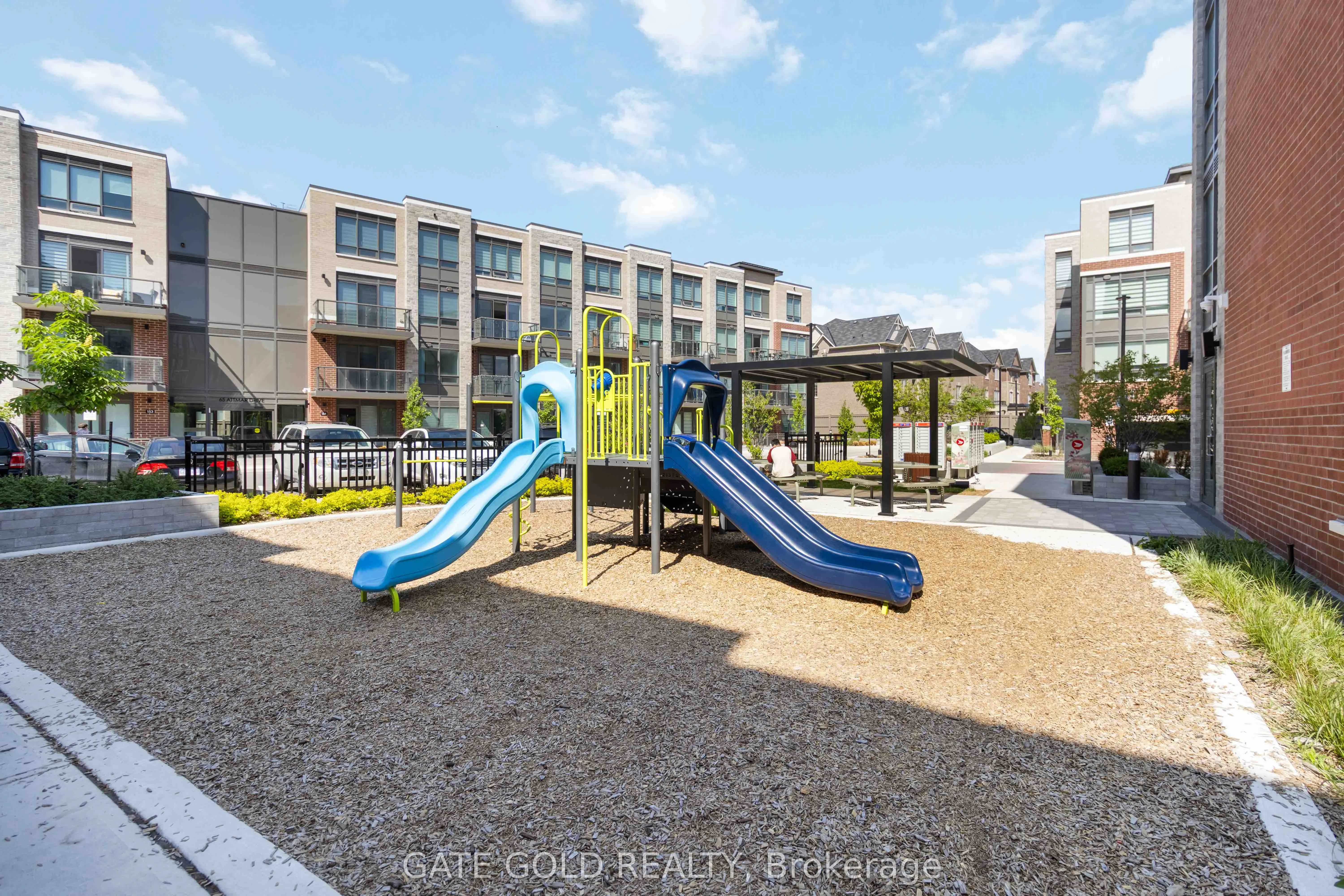95 Attmar Drive, #206