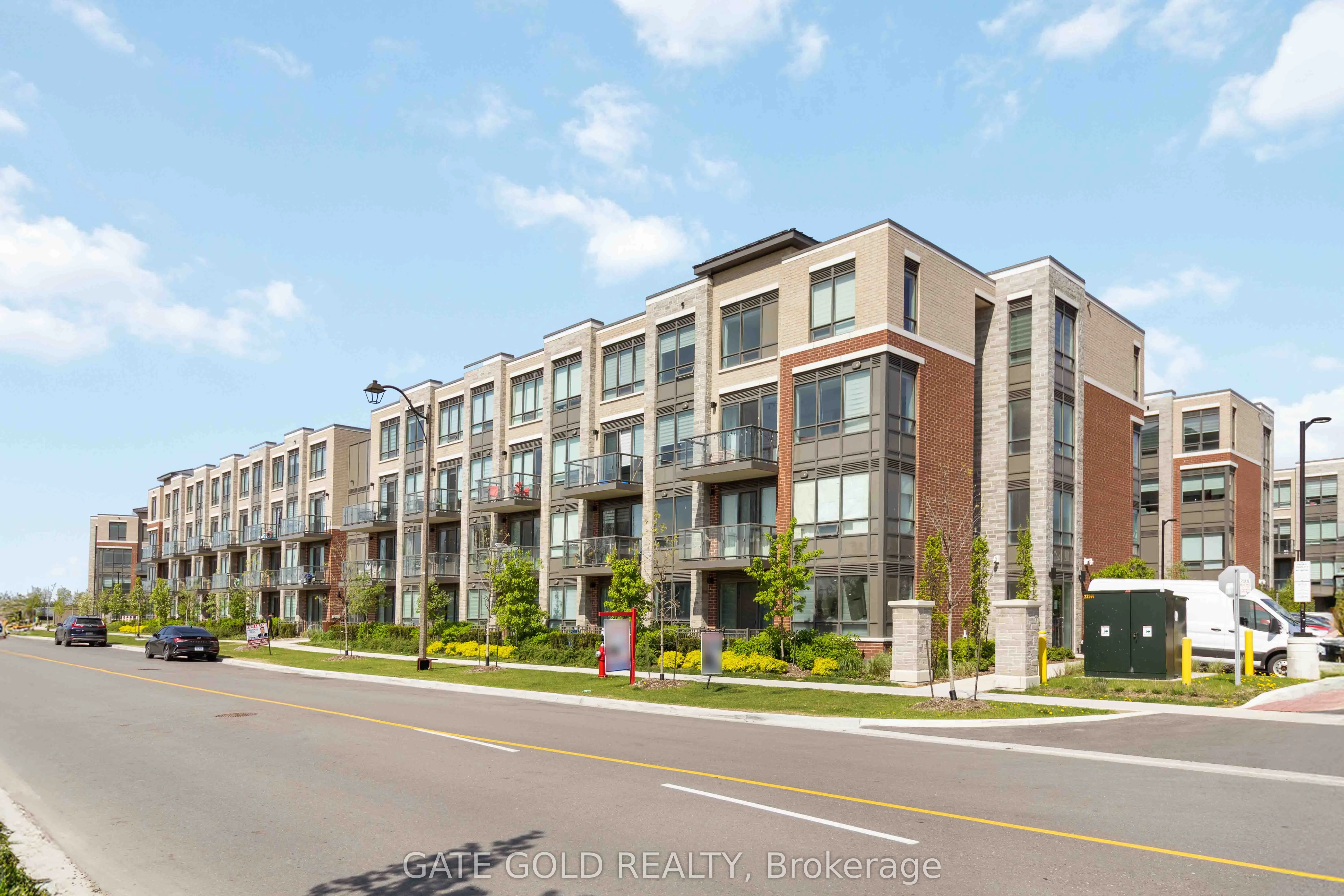 95 Attmar Drive, #206