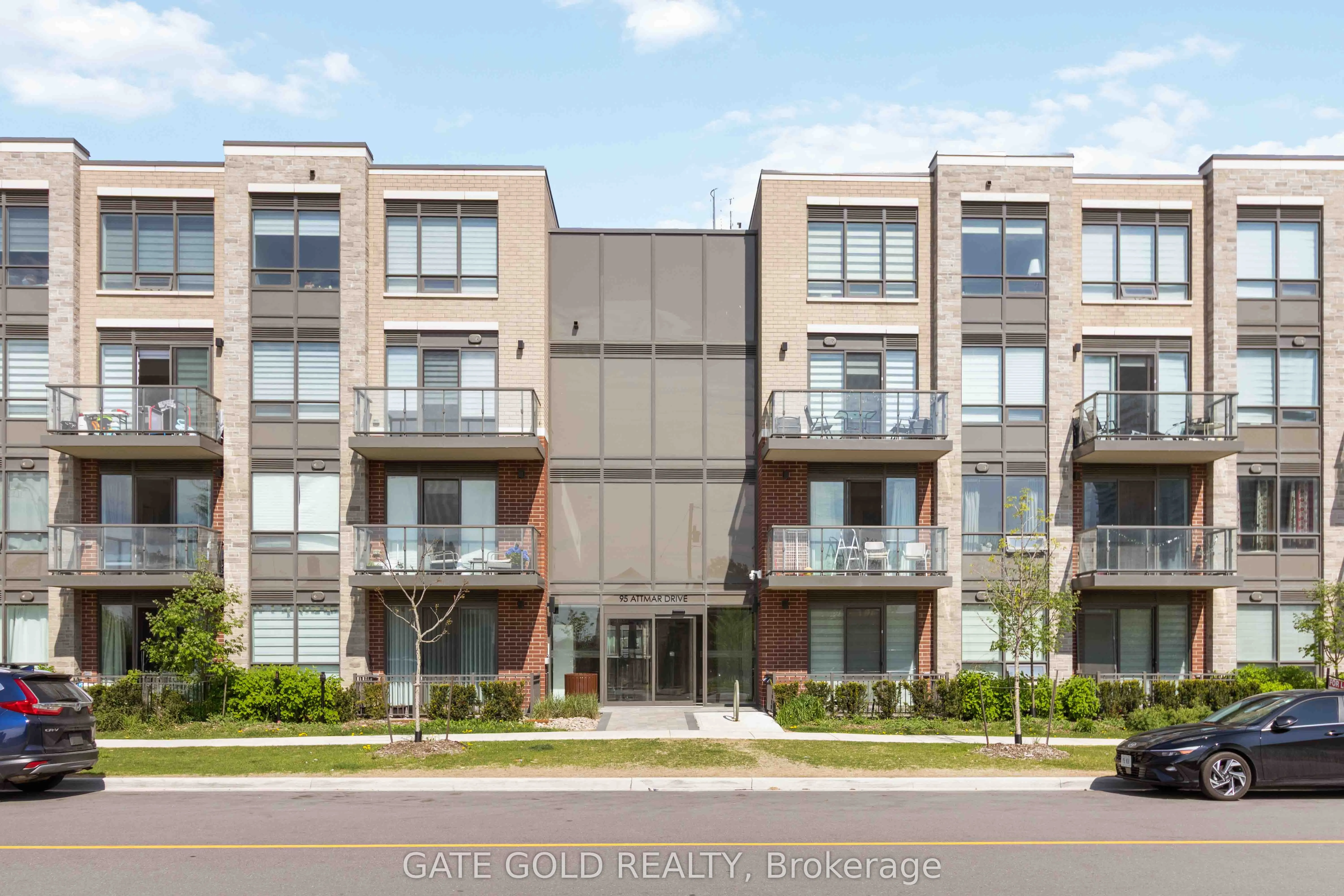 95 Attmar Drive, #206