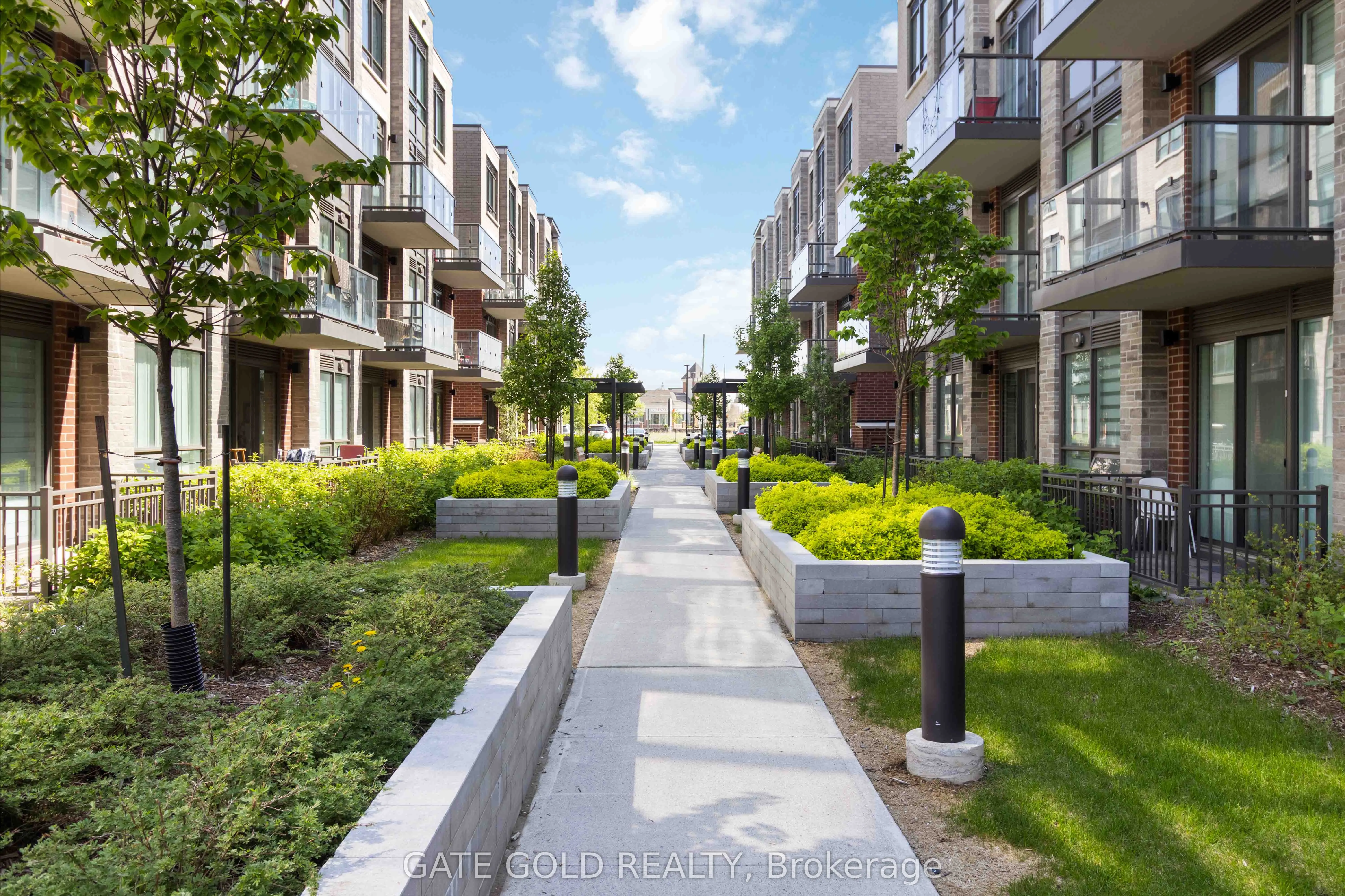 95 Attmar Drive, #206