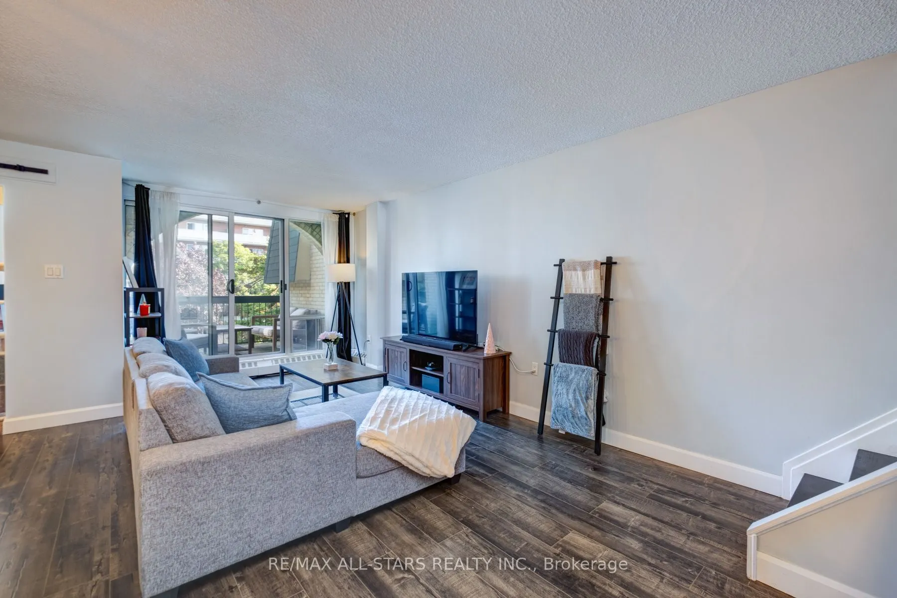 1624 Bloor Street, #61