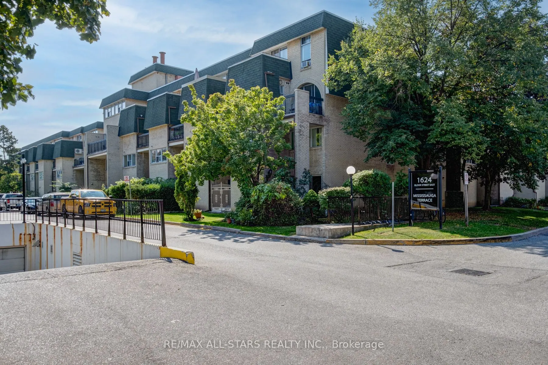 1624 Bloor Street, #61