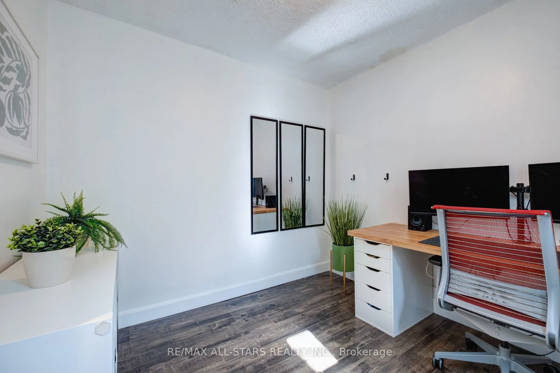 1624 Bloor Street, #61