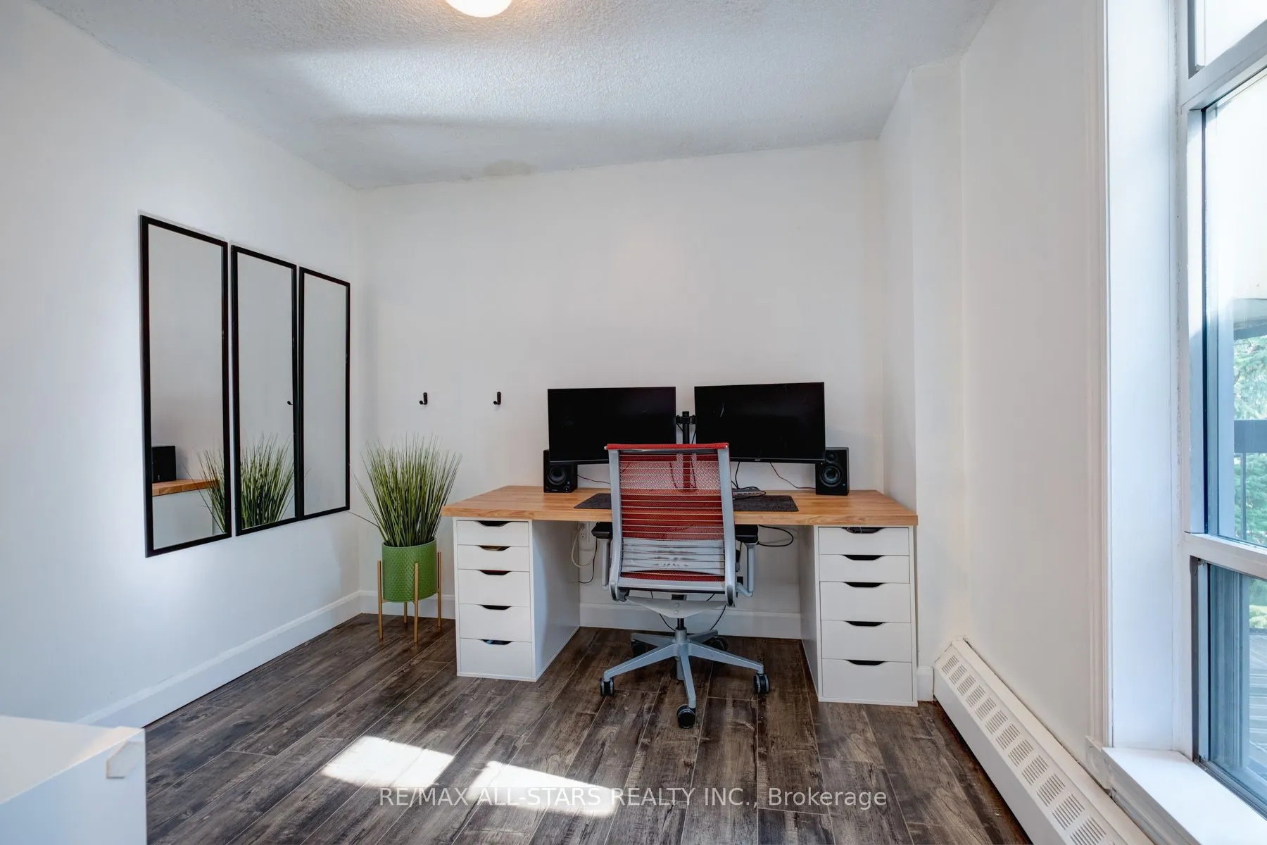 1624 Bloor Street, #61
