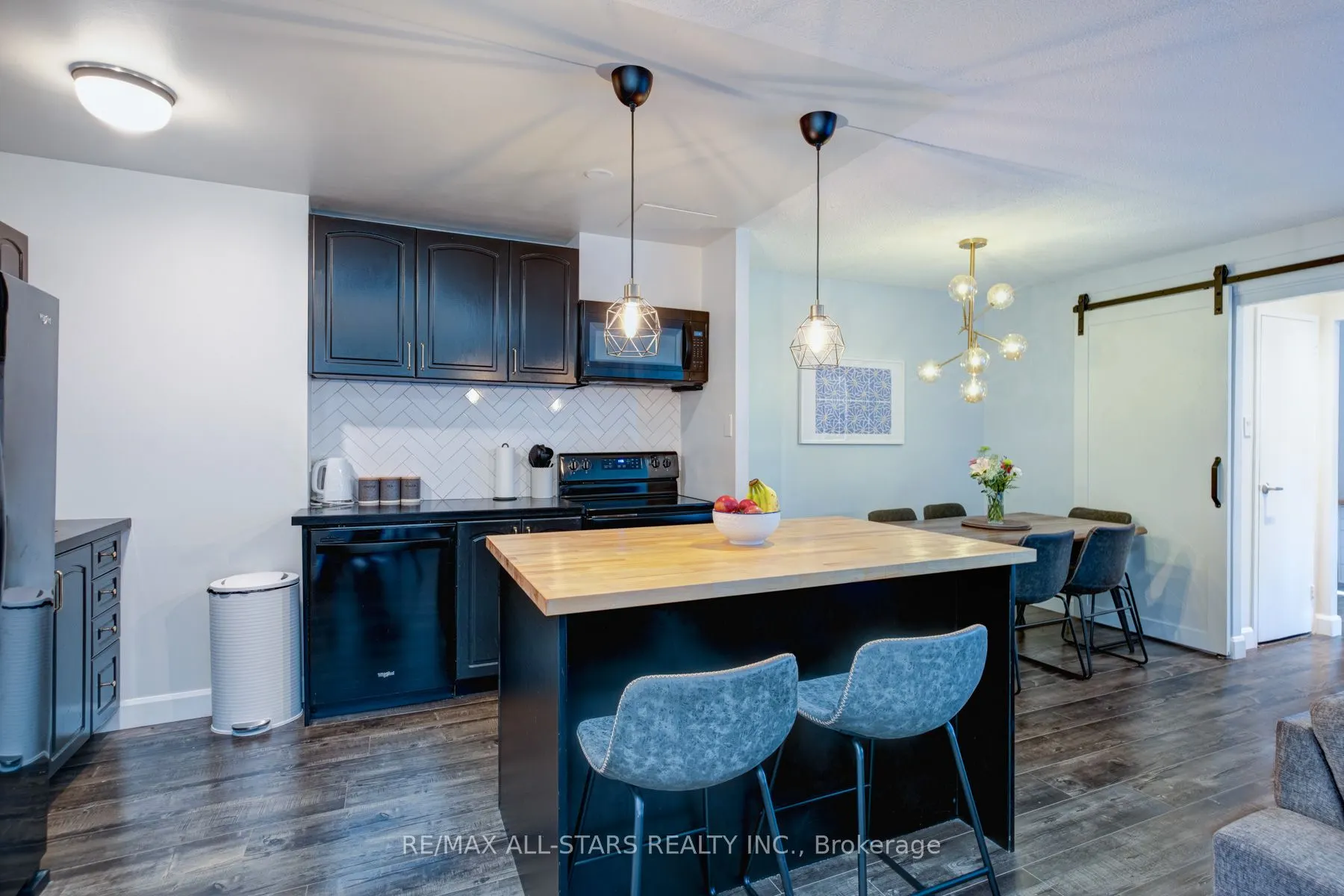 1624 Bloor Street, #61