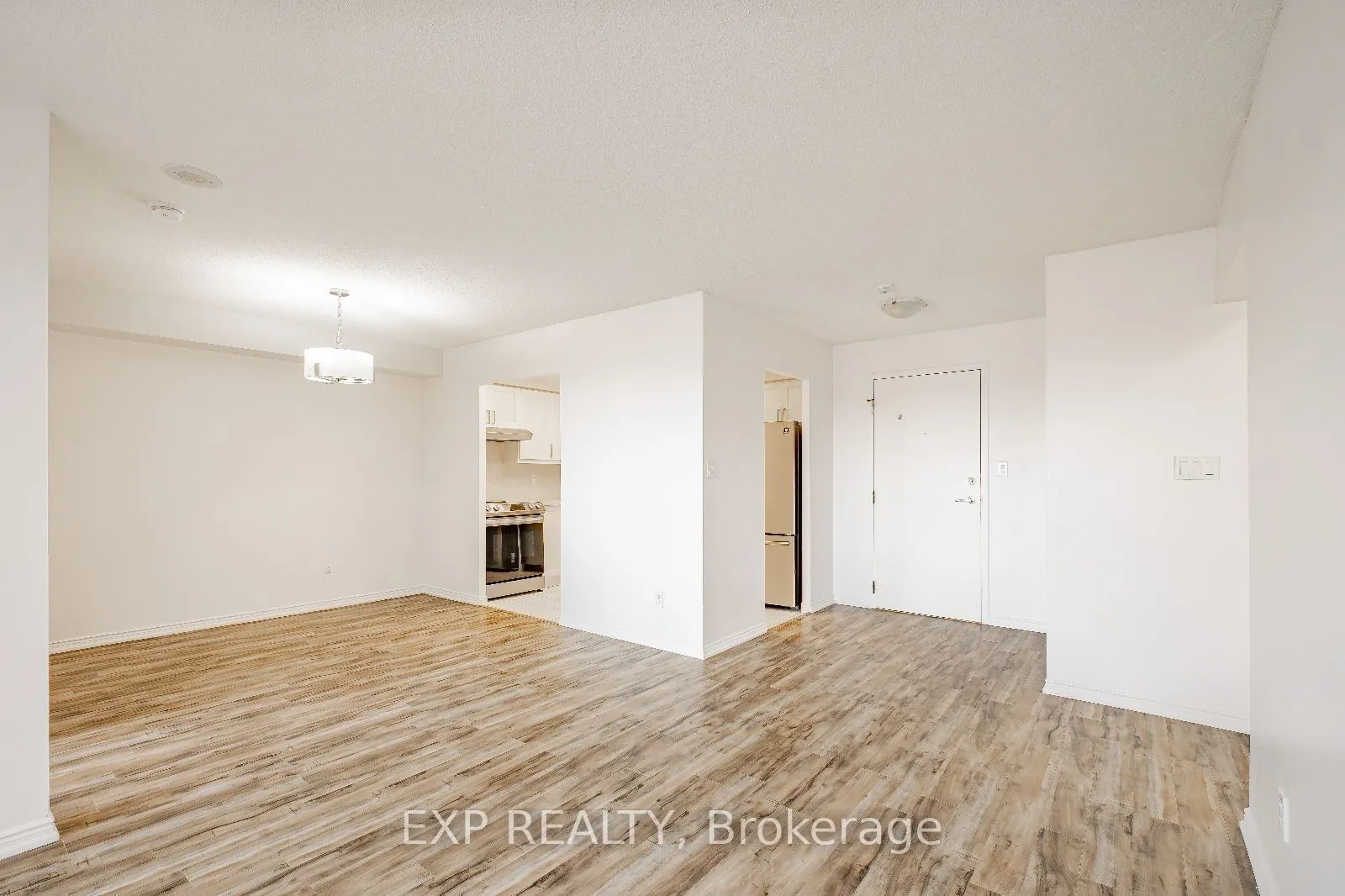 135 Hillcrest Avenue, #805