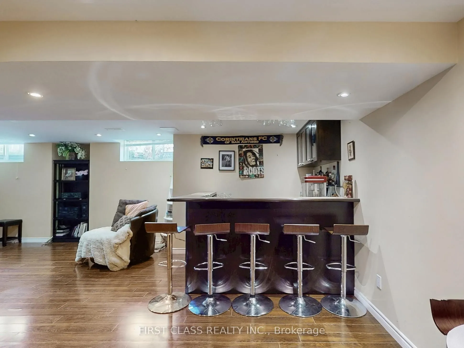 73 Porchlight Road