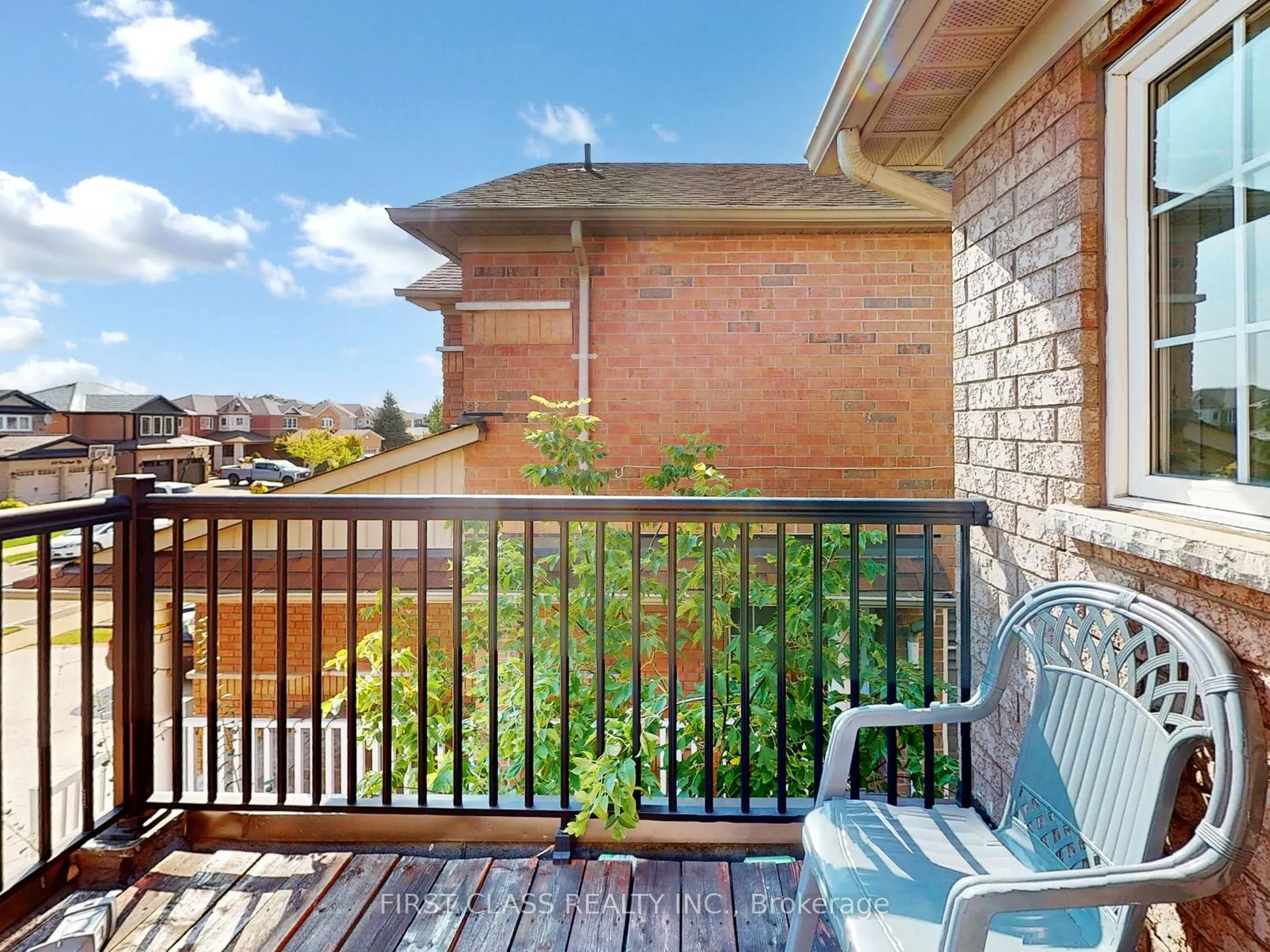 73 Porchlight Road