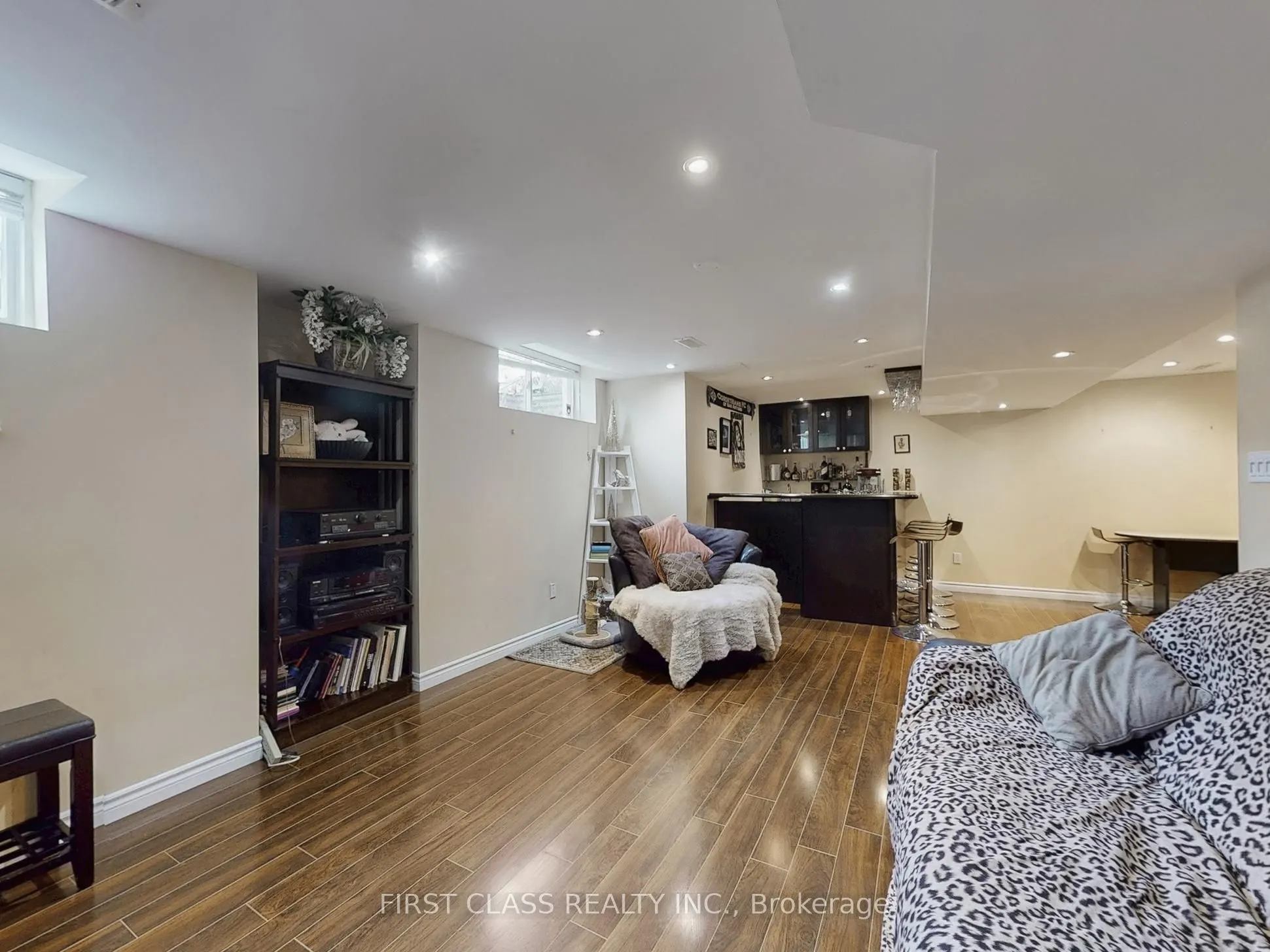 73 Porchlight Road