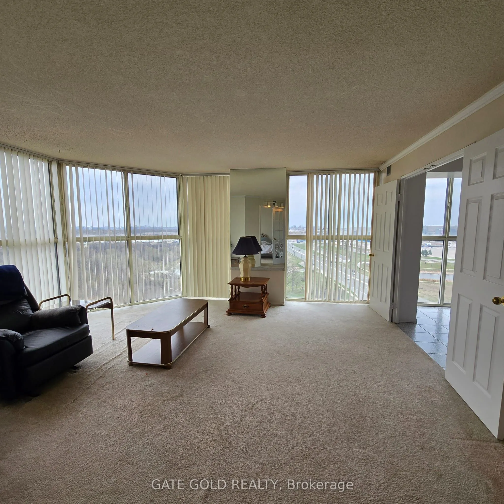 600 Rexdale Boulevard, #LPH2