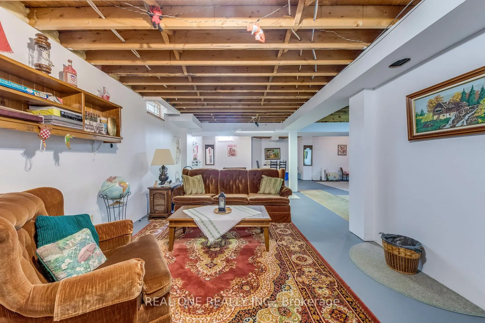 2082 Laurelwood Drive