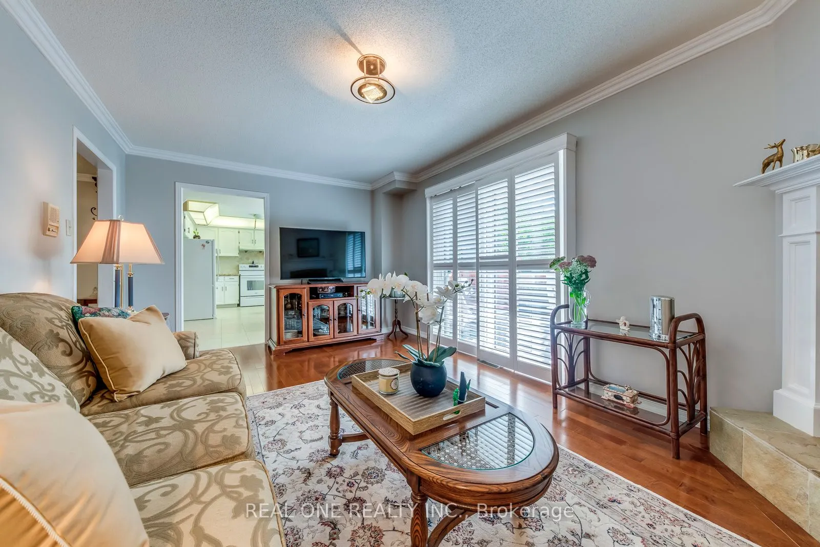 2082 Laurelwood Drive