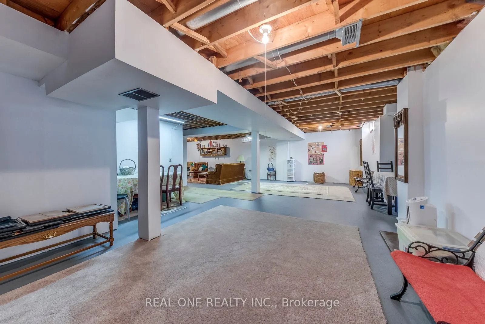 2082 Laurelwood Drive
