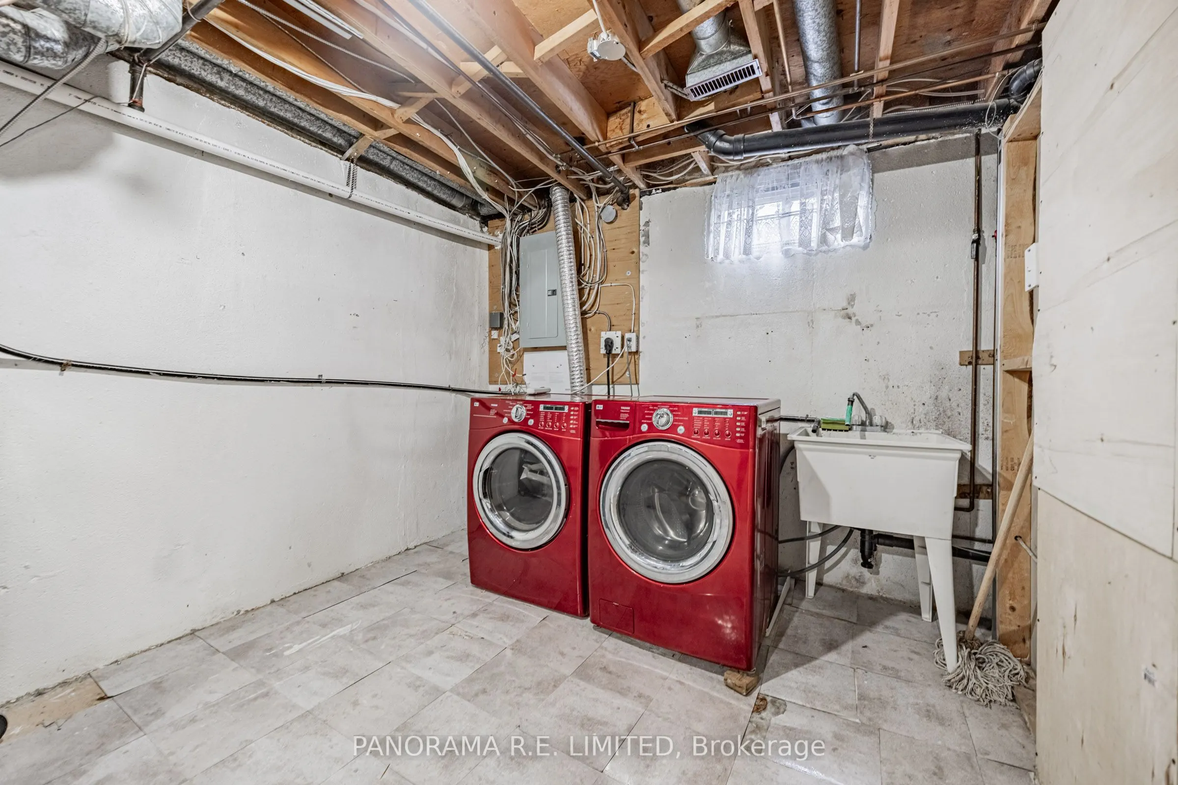 2915 Bramshaw Gardens