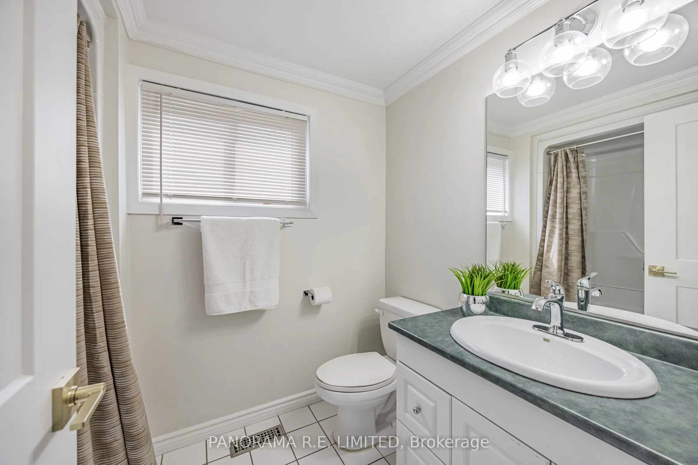 2915 Bramshaw Gardens