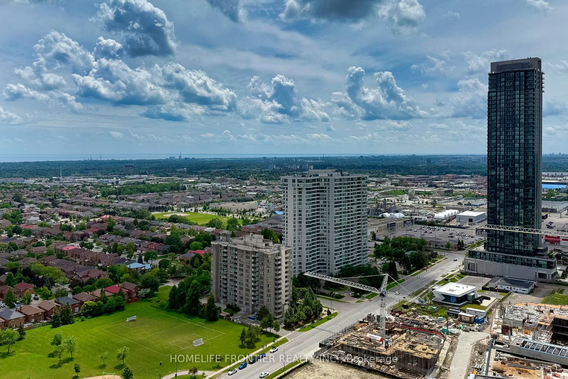 3900 Confederation Parkway, #2807