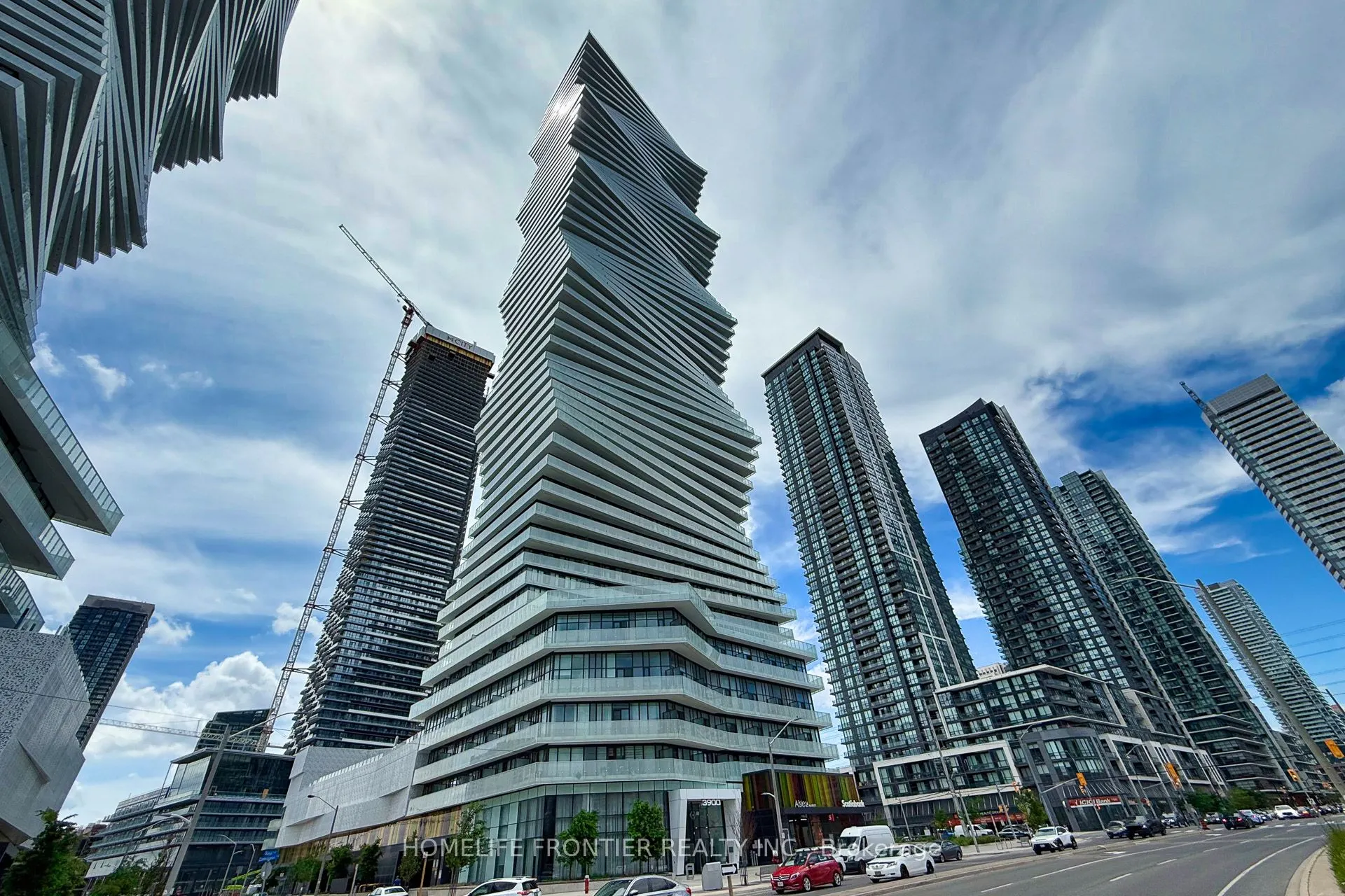 3900 Confederation Parkway, #2807