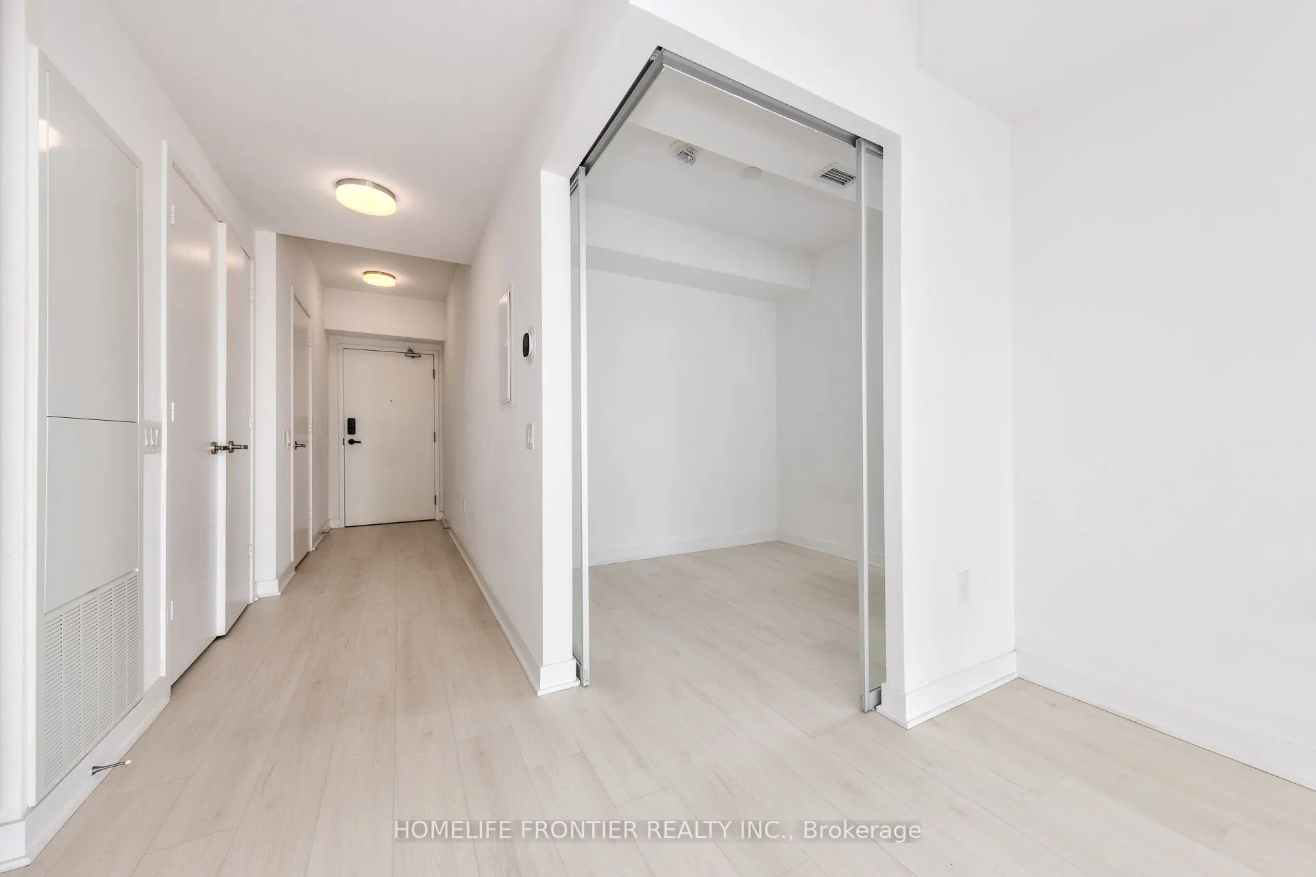 3900 Confederation Parkway, #2807