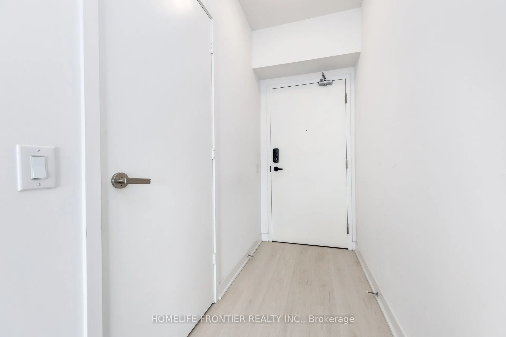 3900 Confederation Parkway, #2807