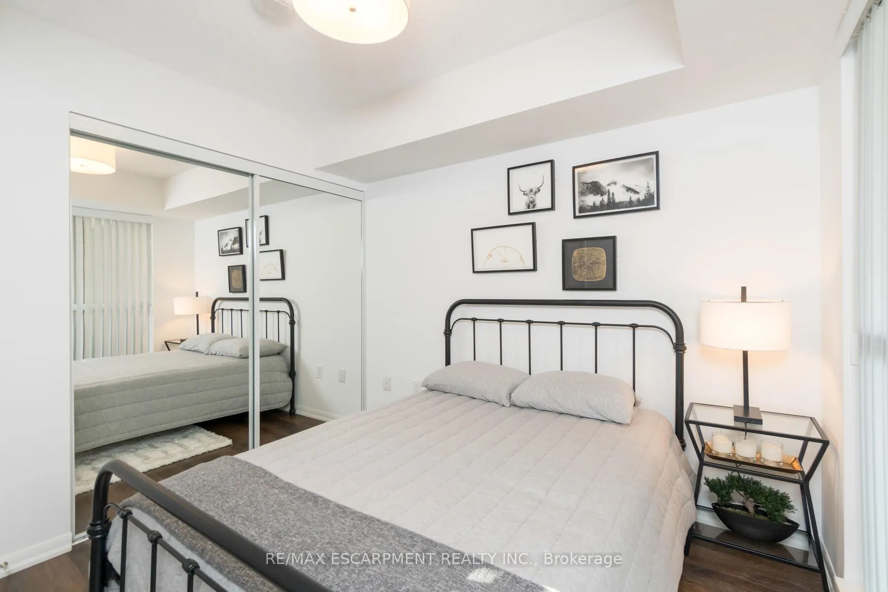 830 Lawrence Avenue, #441