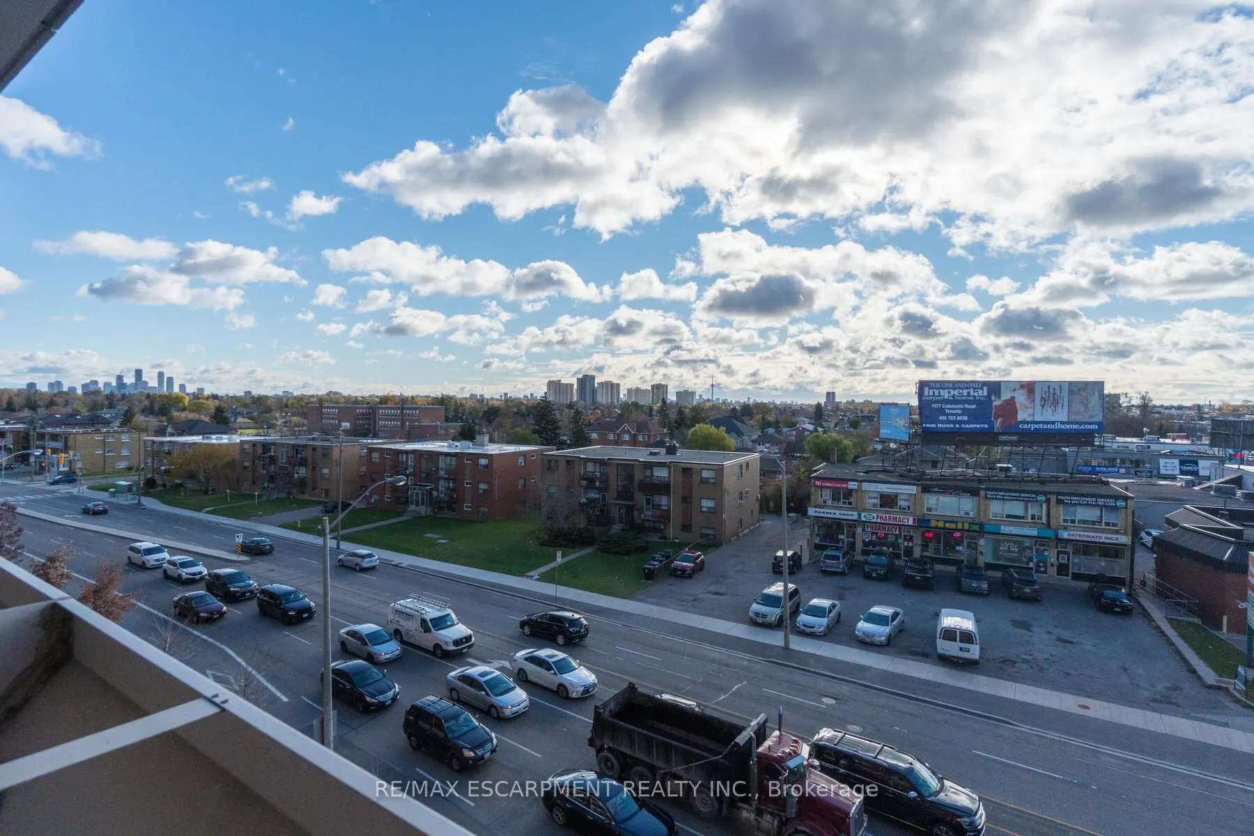830 Lawrence Avenue, #441