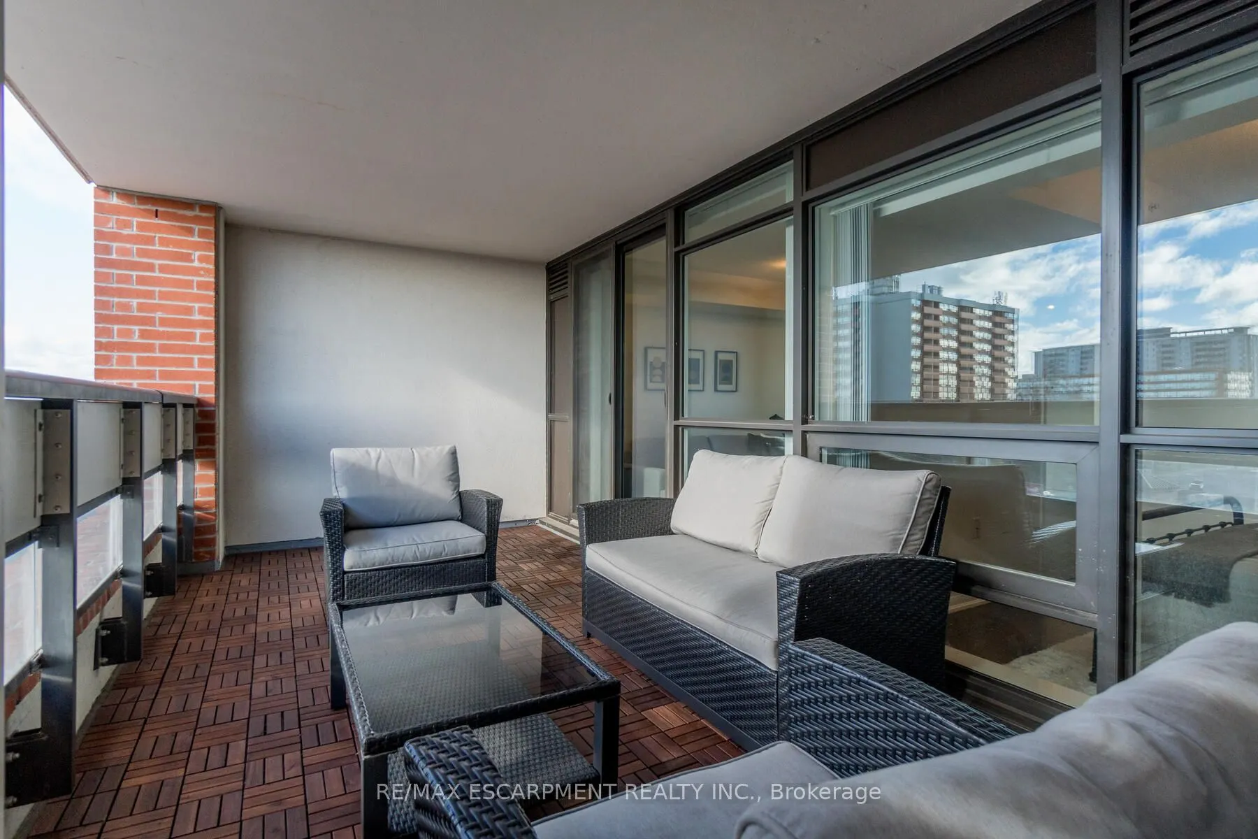 830 Lawrence Avenue, #441