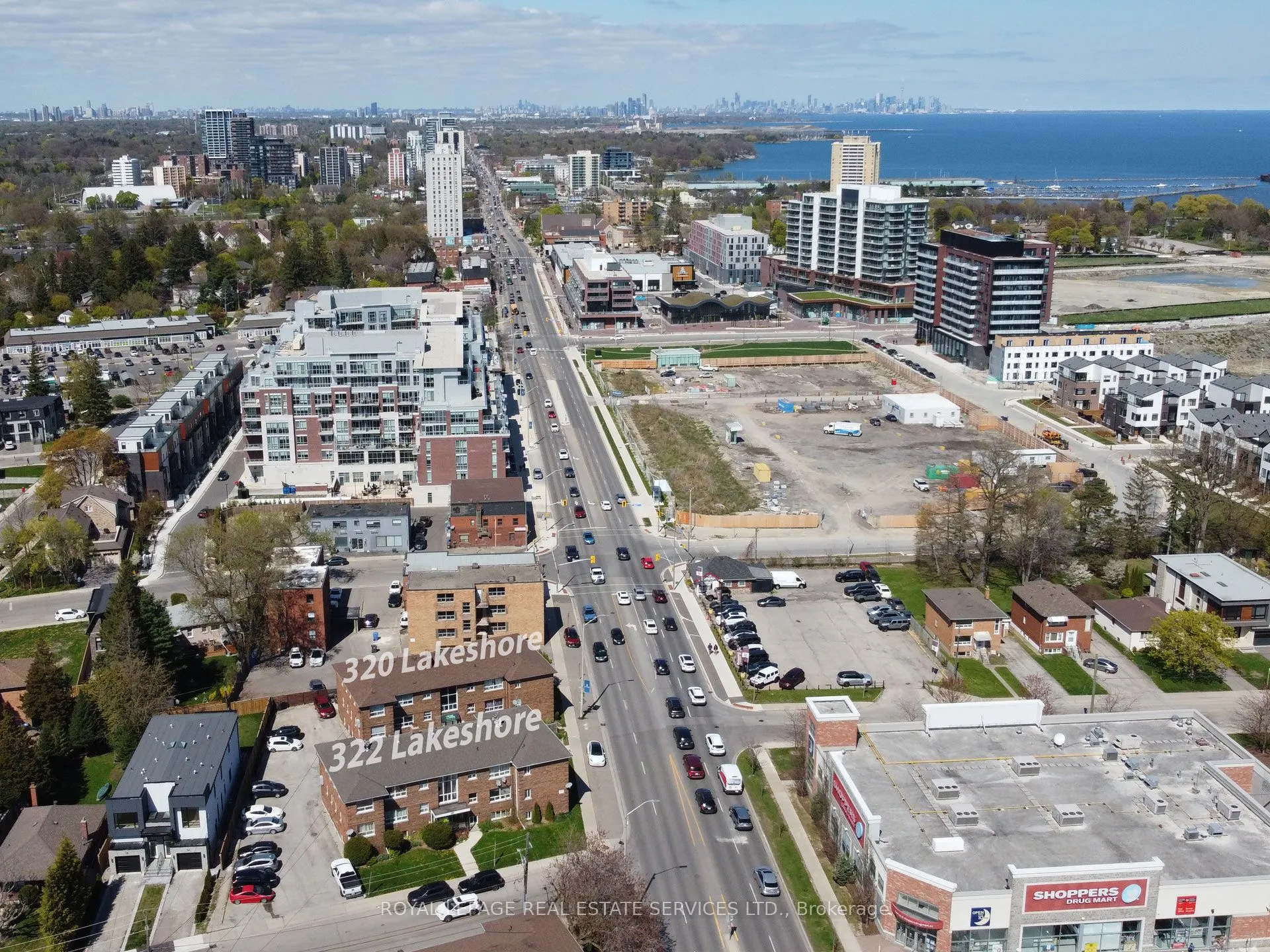 320 Lakeshore Road, #2