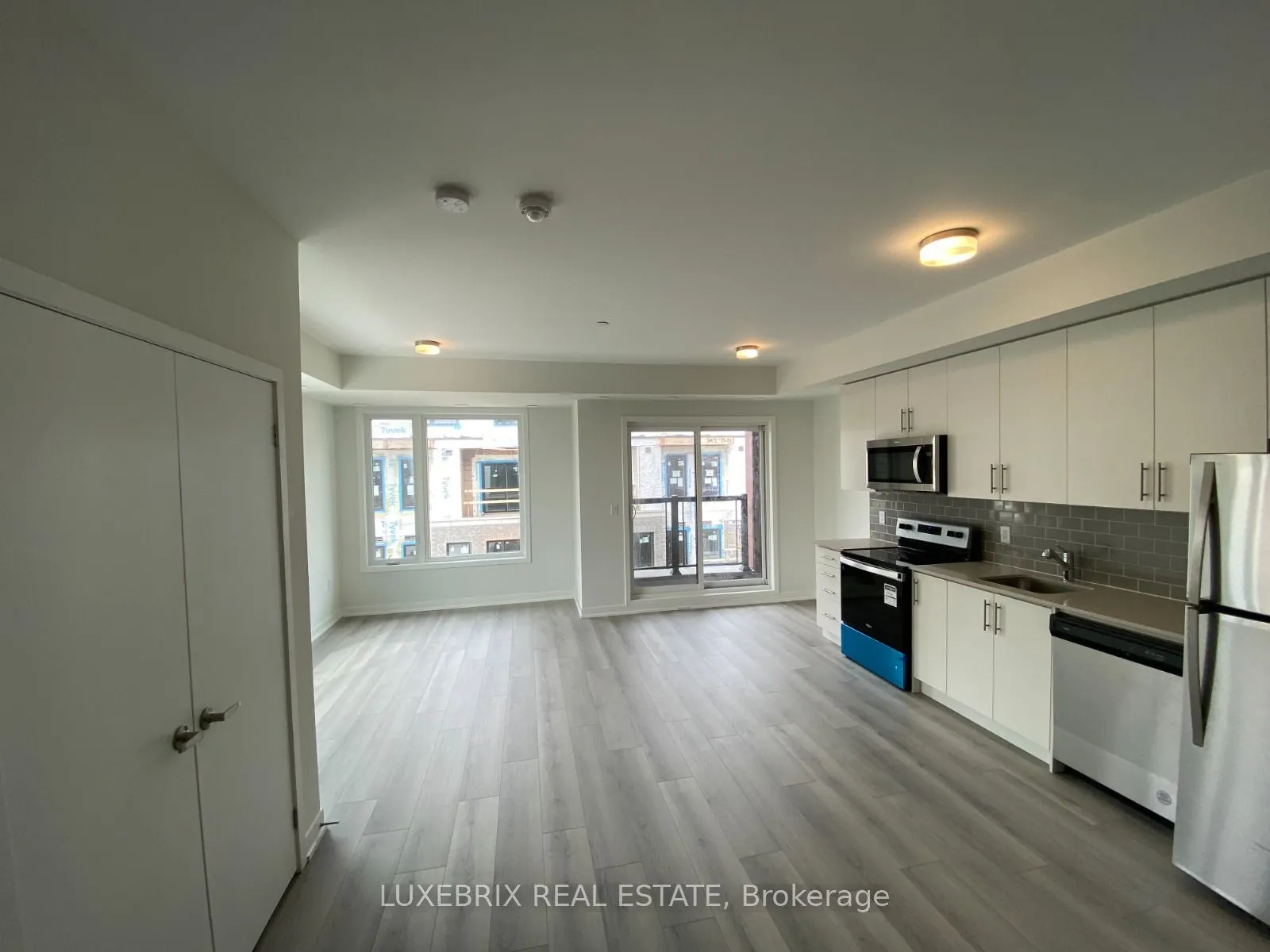 3429 Ridgeway Drive, #12