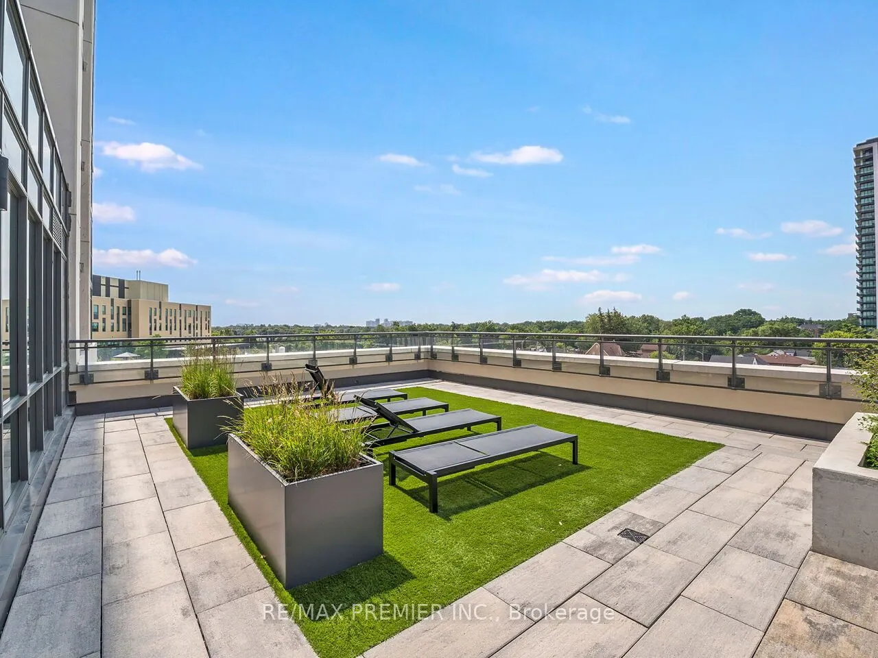 15 Lynch Street, #1805