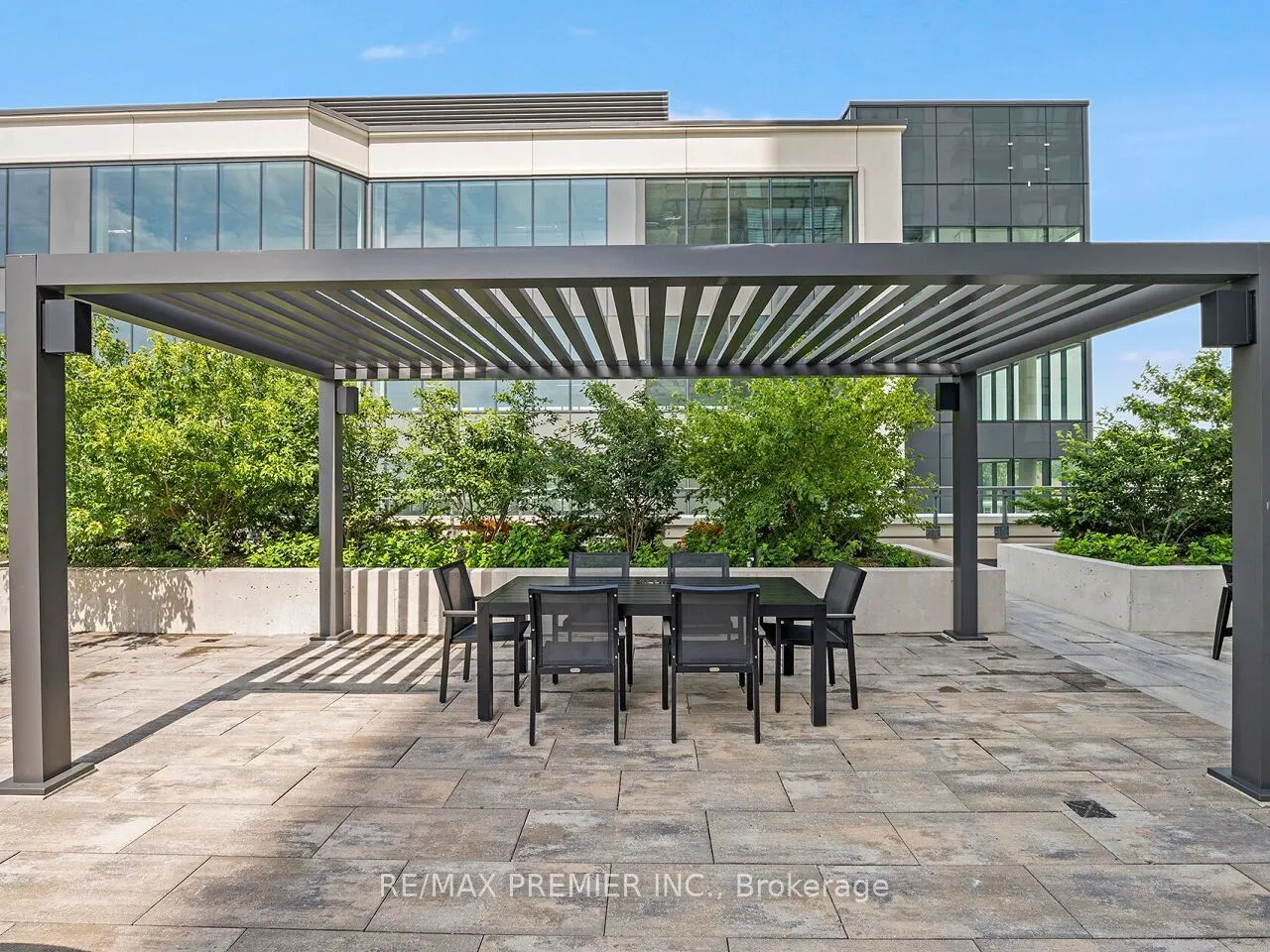 15 Lynch Street, #1805
