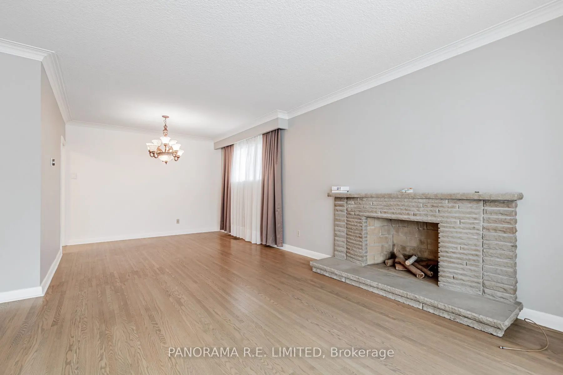 51 Laurelwood Crescent