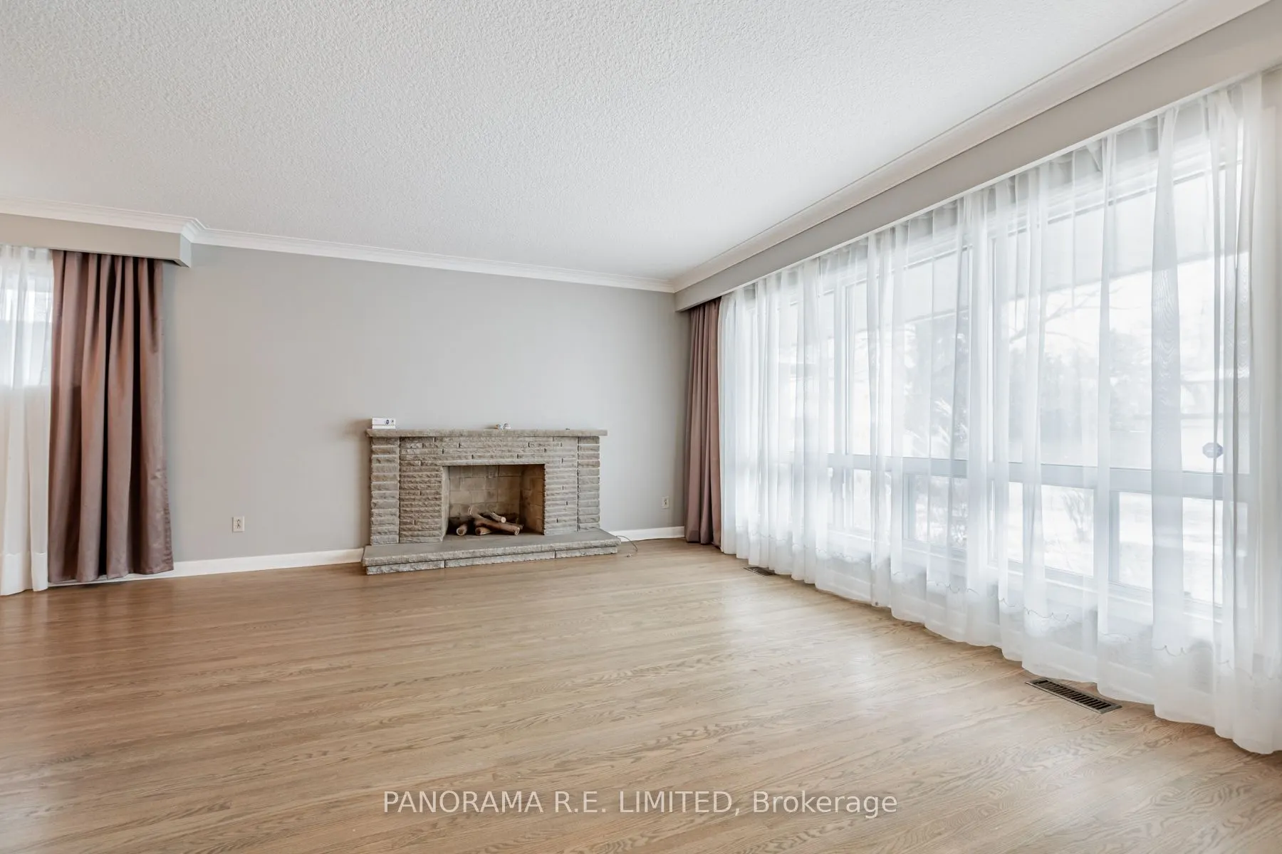 51 Laurelwood Crescent