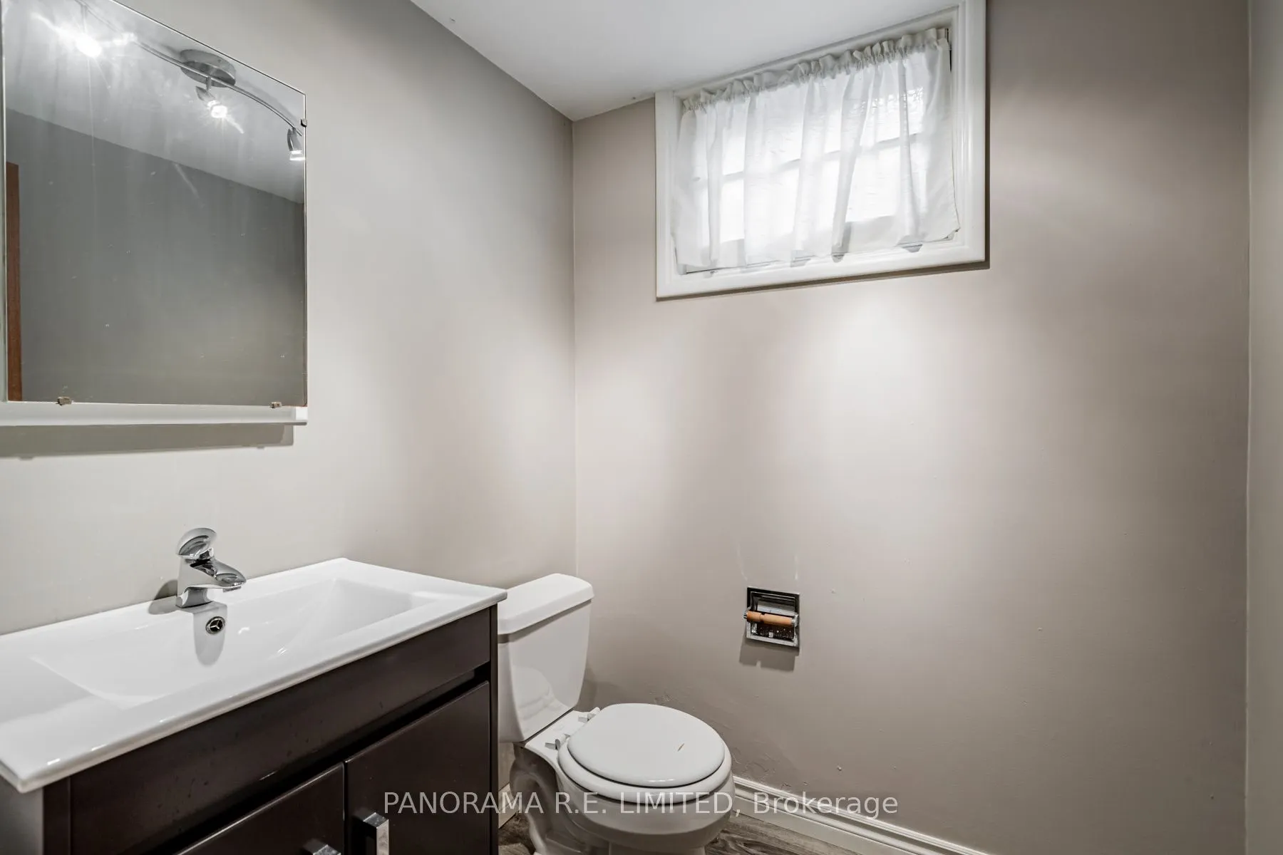 51 Laurelwood Crescent