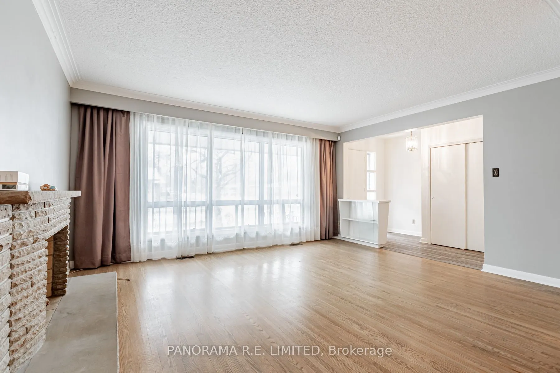 51 Laurelwood Crescent