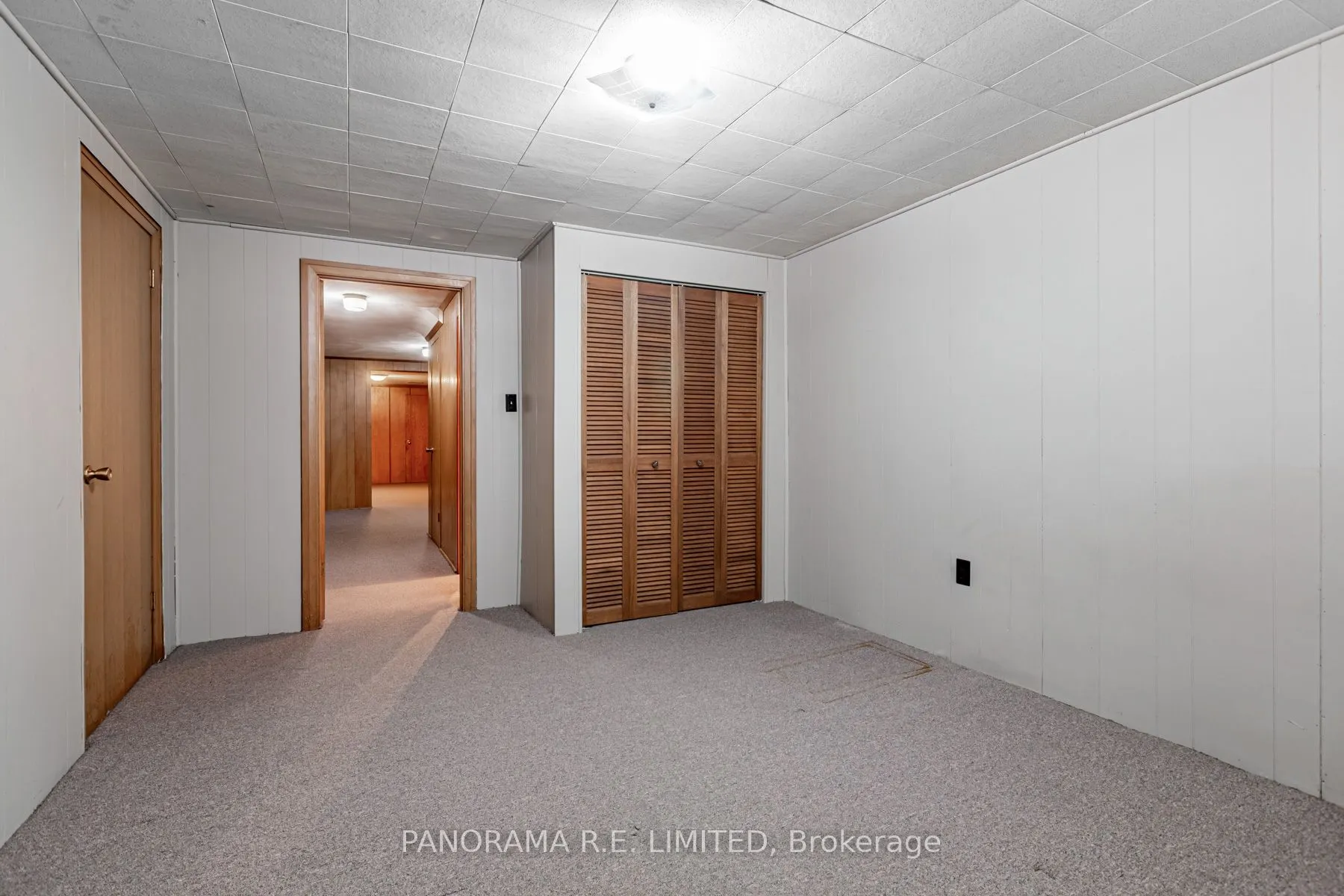 51 Laurelwood Crescent