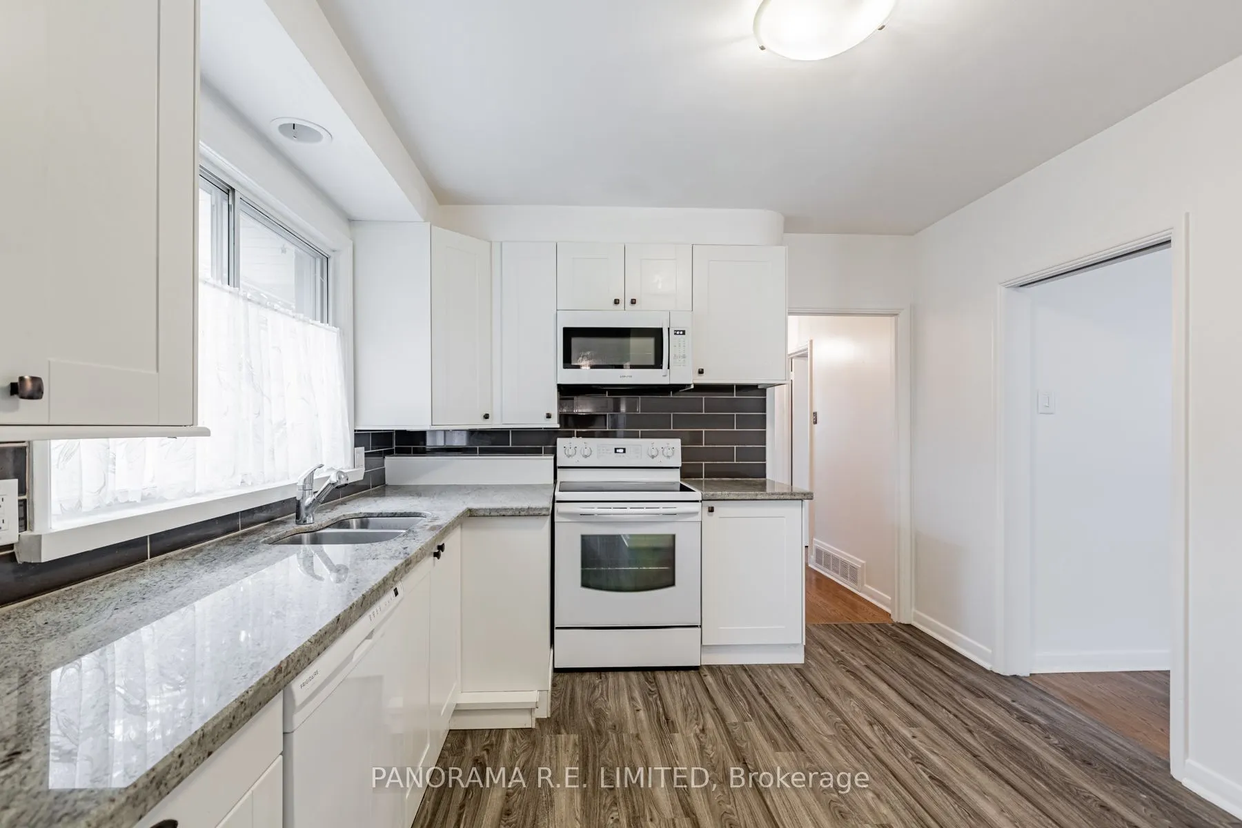 51 Laurelwood Crescent