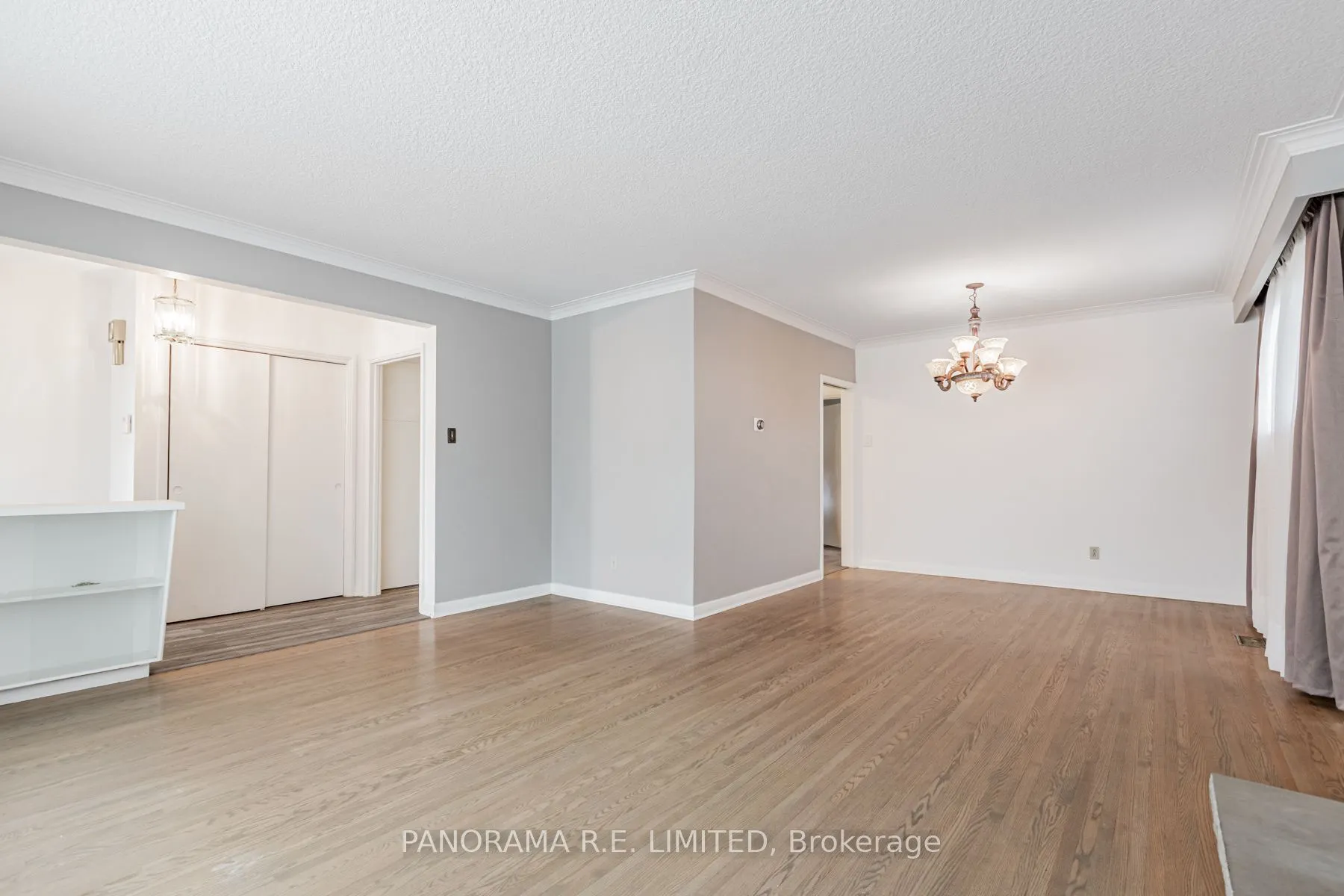 51 Laurelwood Crescent