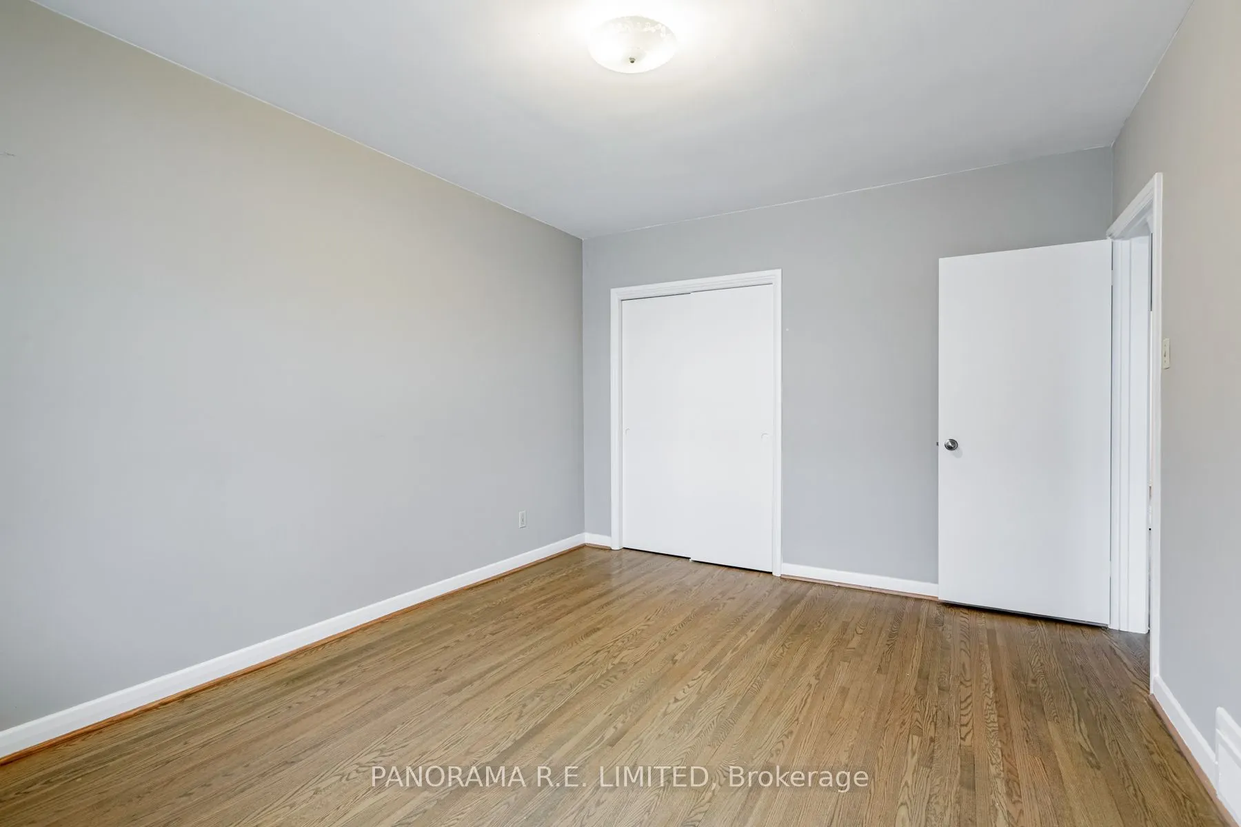 51 Laurelwood Crescent