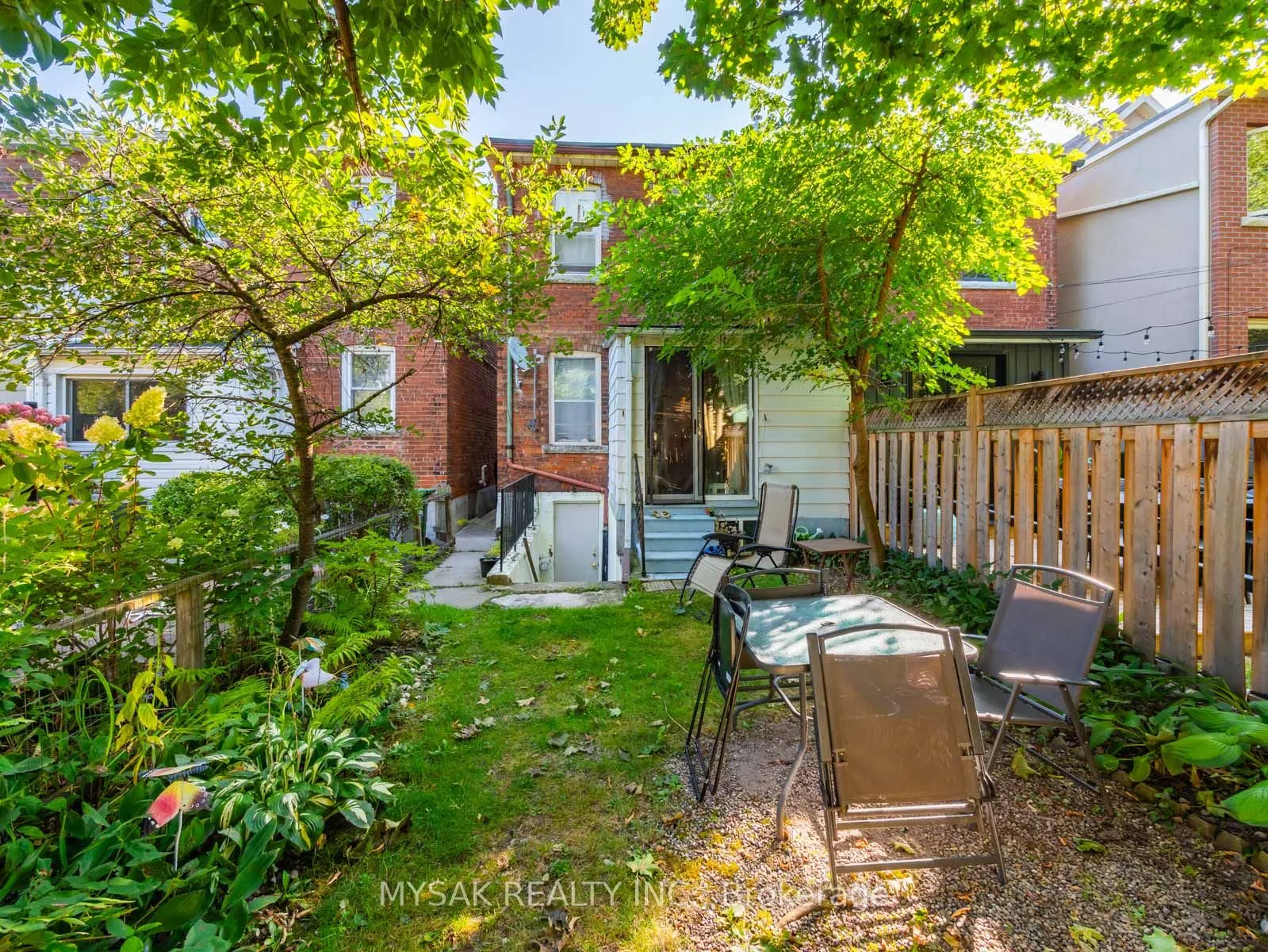 448 Willard Avenue