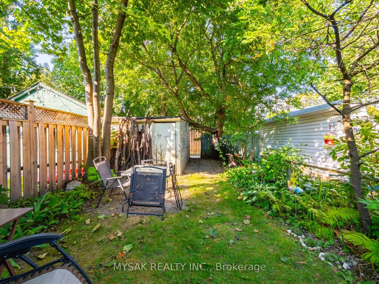 448 Willard Avenue