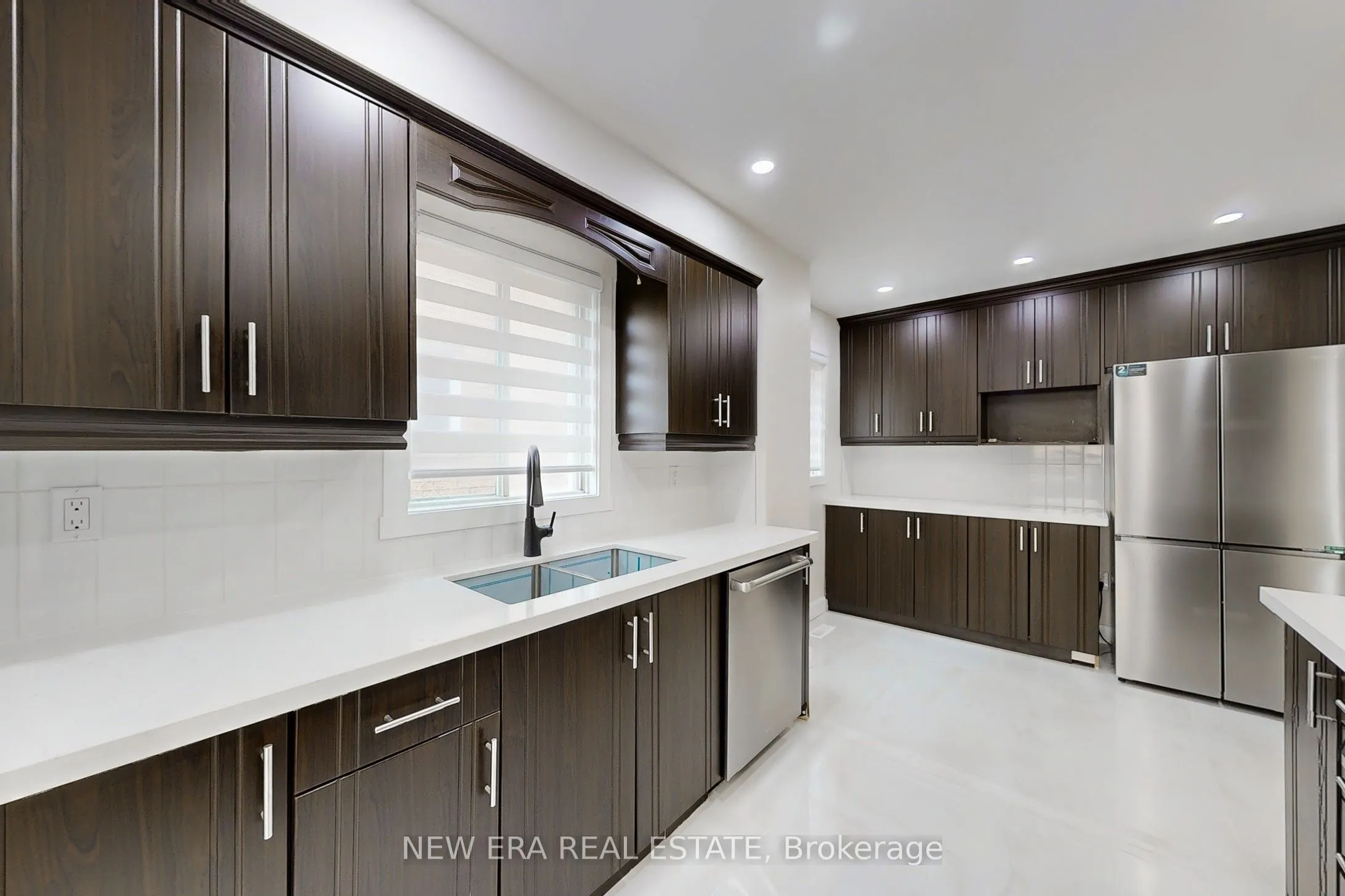 96 Toba Crescent