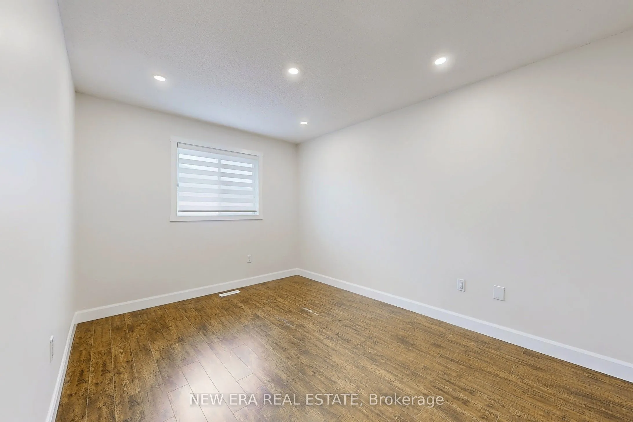 96 Toba Crescent