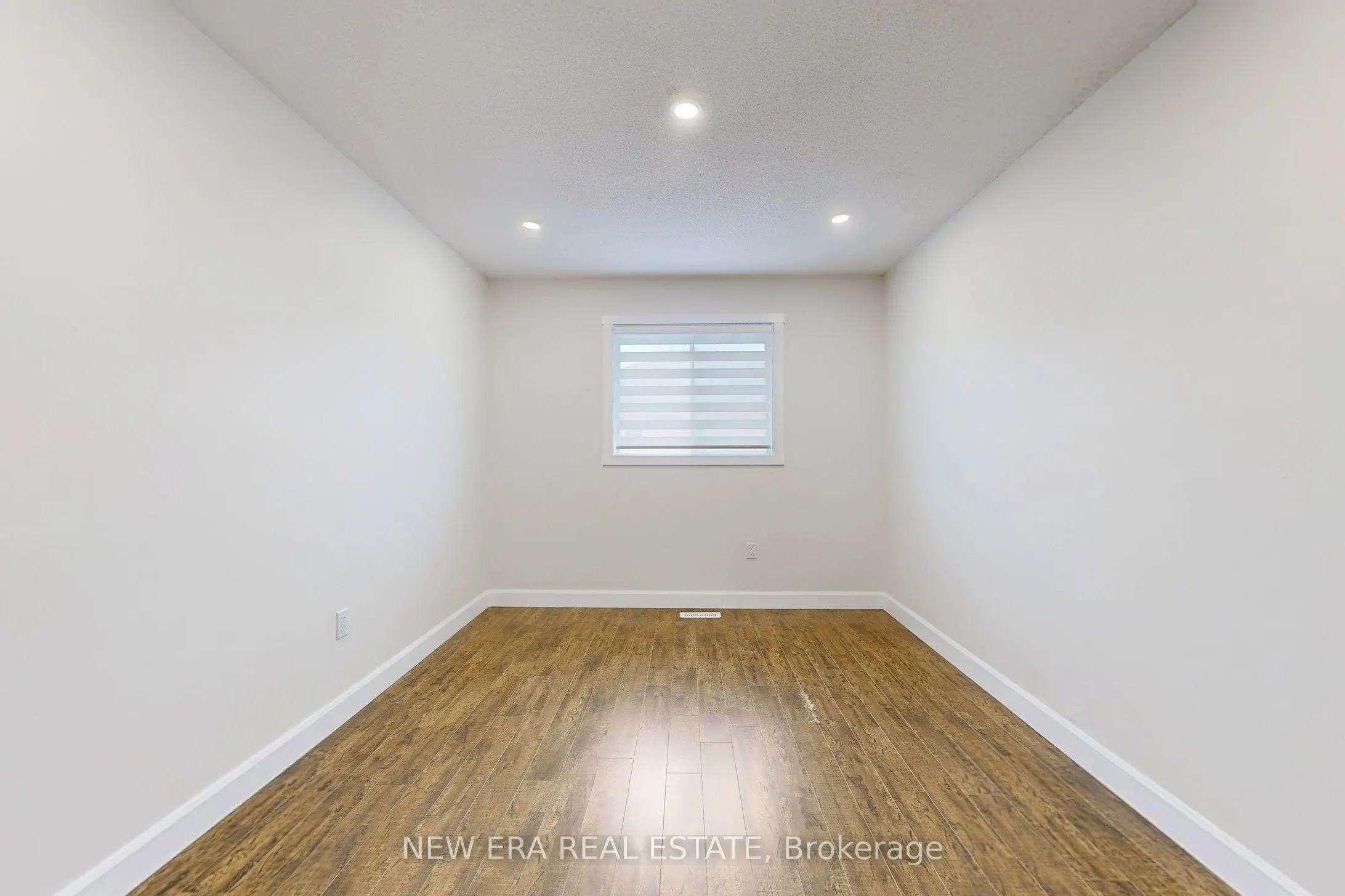 96 Toba Crescent